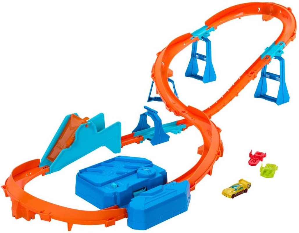 Hot Wheels Toy Car Track Set, Deluxe Building Box with Motorized Booster, 1:64 Scale Vehicle, Speed Snap Track, Boosted Jump Speedway image number 3