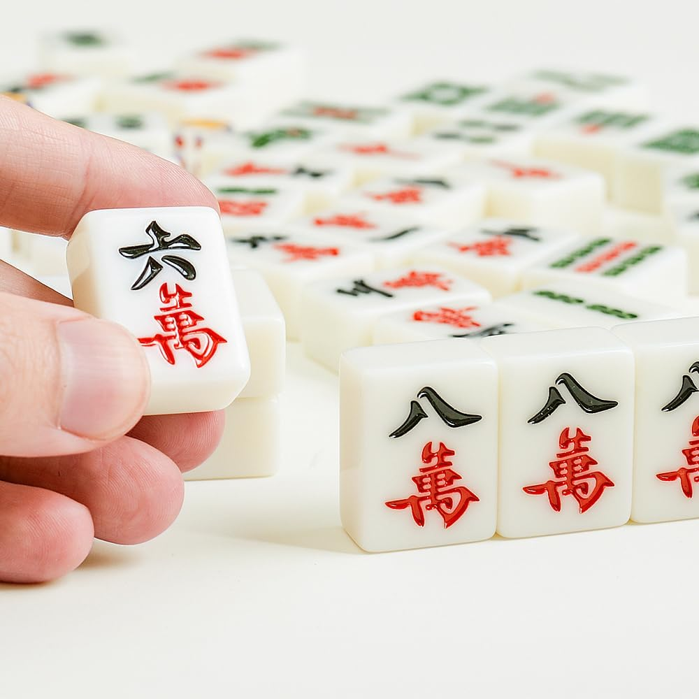 Mini Mahjong Set - Portable Traditional Chinese Board Game with 144 Stones for Family Travel and Tabletop image number 5