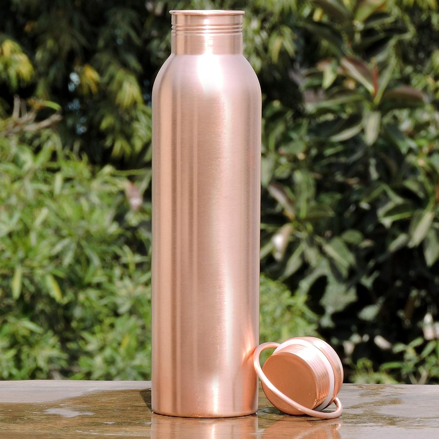 Healthgoodsau - Pure Copper (99.74%) Copper Water Bottle Matte Finish with Handle 600 Ml (20.28 Fluid Ounce) | Seamless Leak-Proof Matte Finish Bottle with Handle image number 4
