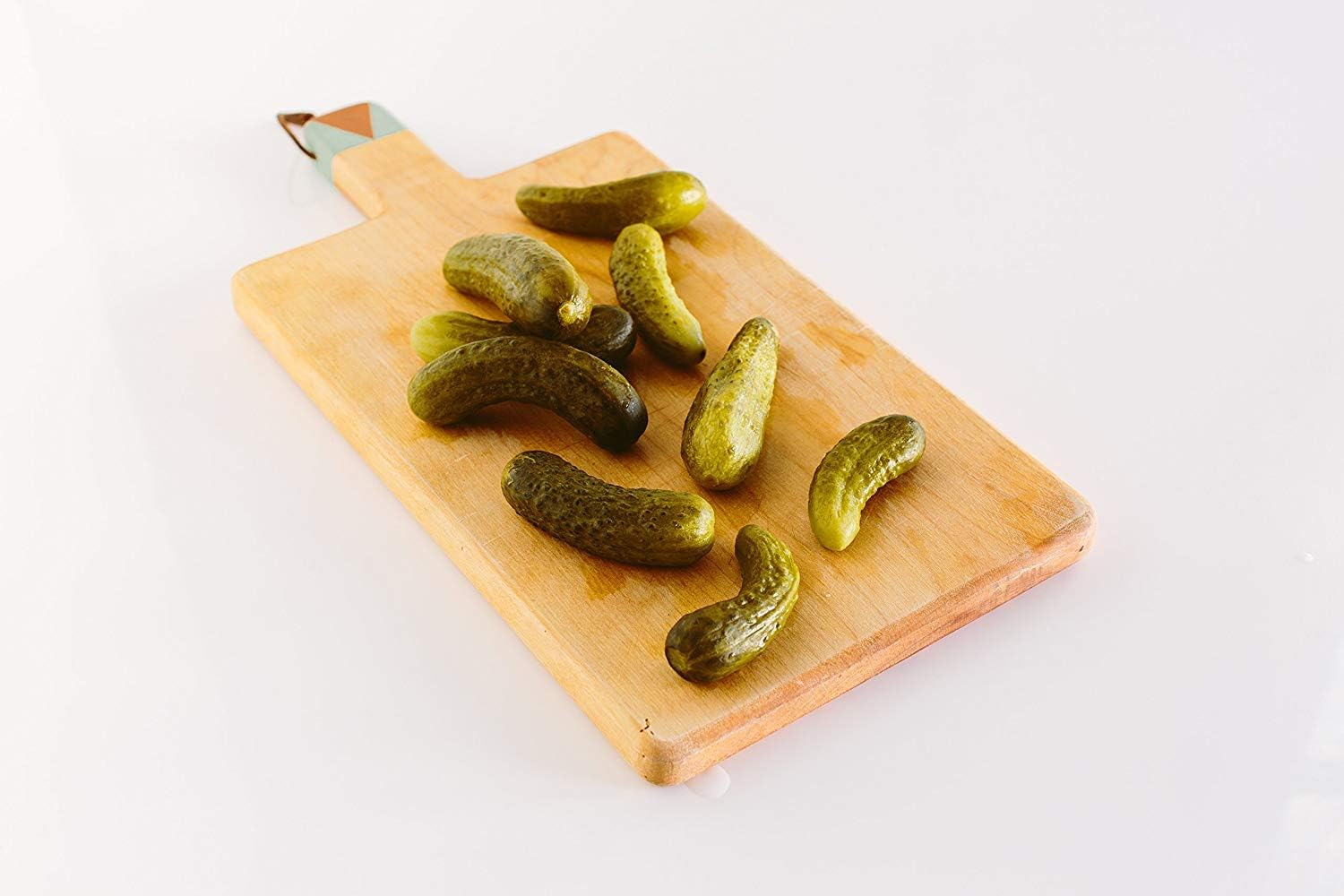 Mcclure'S Whole Garlic and Dill Pickles, 907 G image number 2