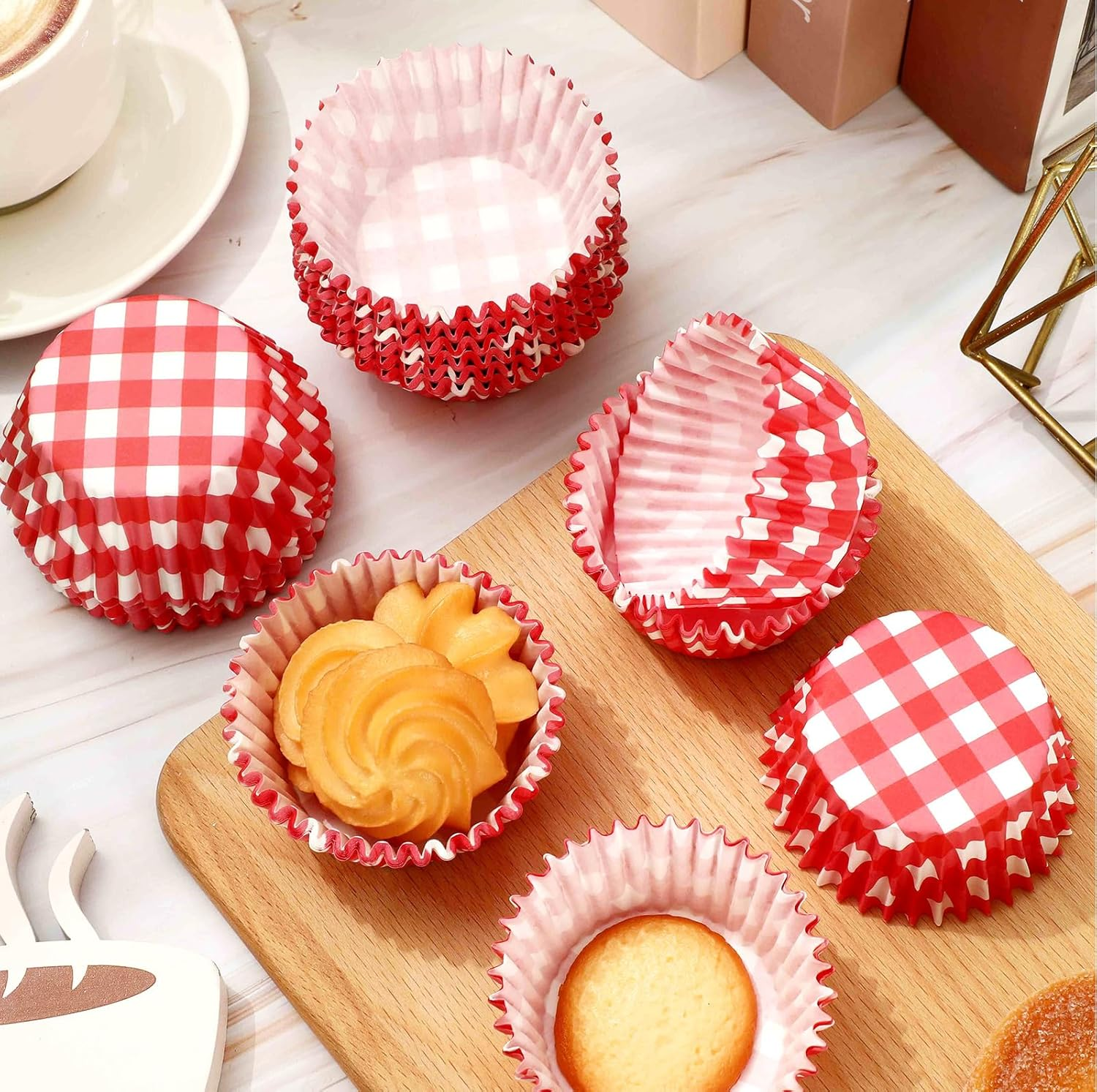 Whaline 300Pcs Red Plaid Cupcake Liner Checkered Baking Cup Muffin Liner Paper Cake Cup Storage Container for Christmas Wedding Party DIY Craft, 2X1.2 Inch image number 1