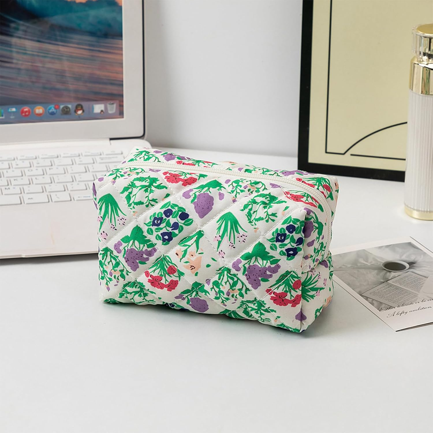 Makeup Bag Quilted Cosmetic Bag Floral Large Pouch,Coquette Toiletry Bag Travel,Large Capacity Aesthetic Makeup Bags Zipper - Flowers 2 image number 6