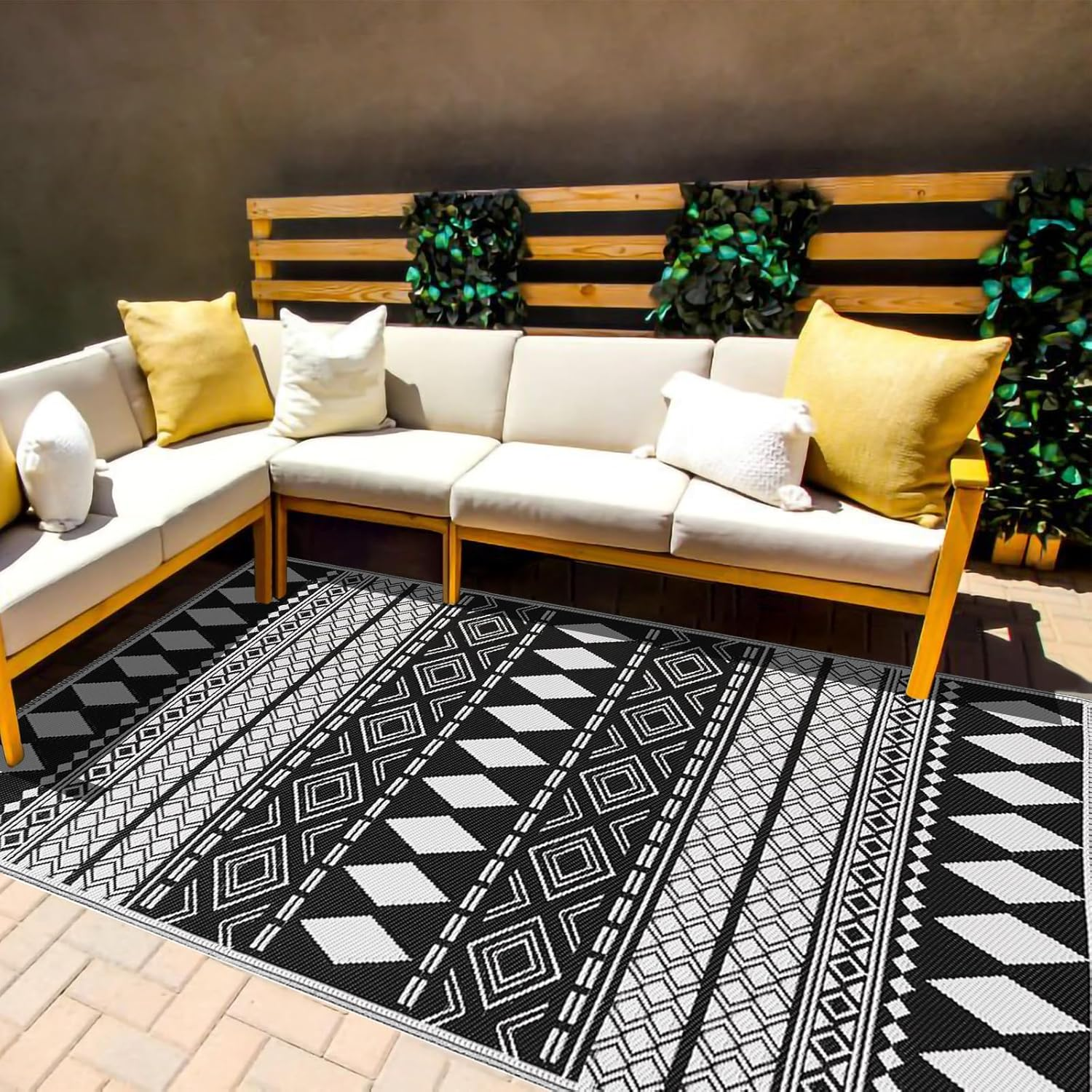 Outdoor Rug Patio Rugs Picnic Rug Waterproof Lightweight Plastic Straw Camping Outdoor Mat 152X244Cm for RV Courtyard Backyard Deck Balcony Garden Porch (Black&White)