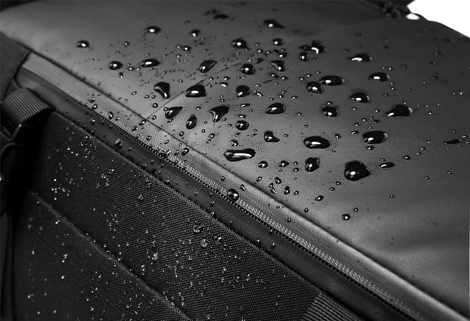 Travel Backpack 25L with Anti-Theft Lock Design, Laptop Compartment and Weather-Resistant Durability image number 6