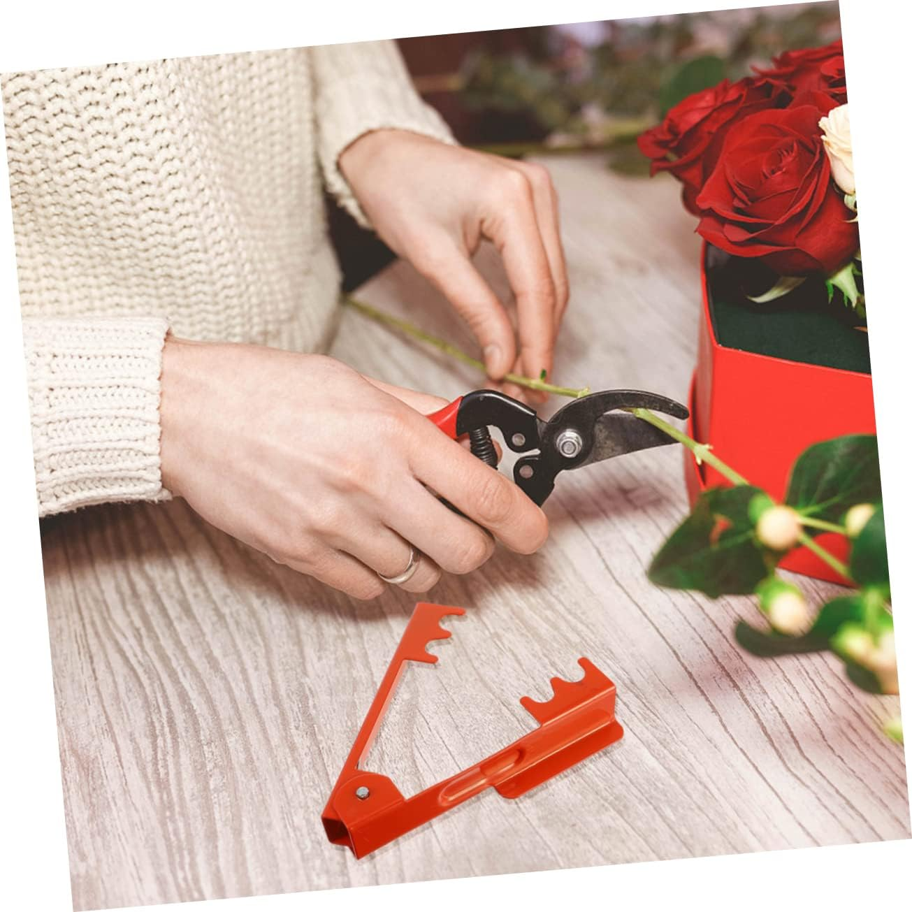 Yardenfun Rose Thorn Stripping Tool 2Pcs Iron Stem Cleaner for Roses Leaf Remover Spring Action Handle Sturdy Floral Thorn Remover Garden Pruner image number 2