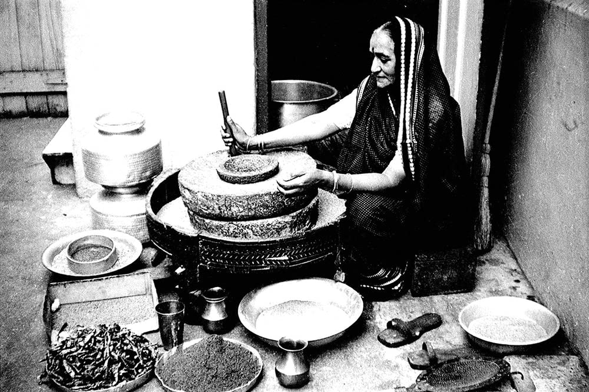 Women: South Africans of Indian Origin 150 Years of Struggle: from Indenture to Freedom image number 1