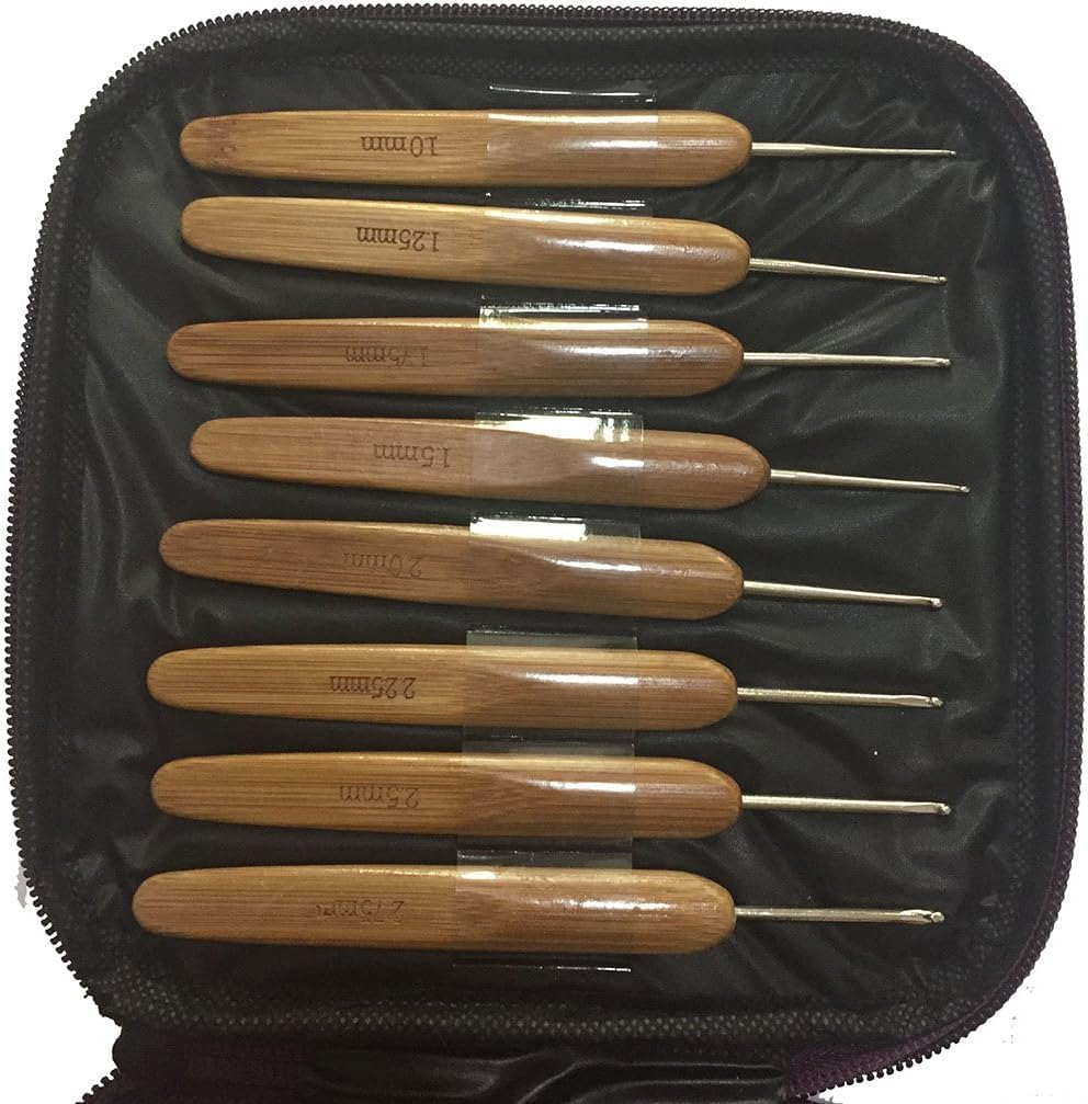 ZXUY Crochet Hooks Ergonomic Soft Touch Handles Aluminum Crochet Hook Set for Crocheting Lace/Doilies/Socks/Shawl/Gloves/Scarf/Sweaters/Bags (Wooden 20Pcs)