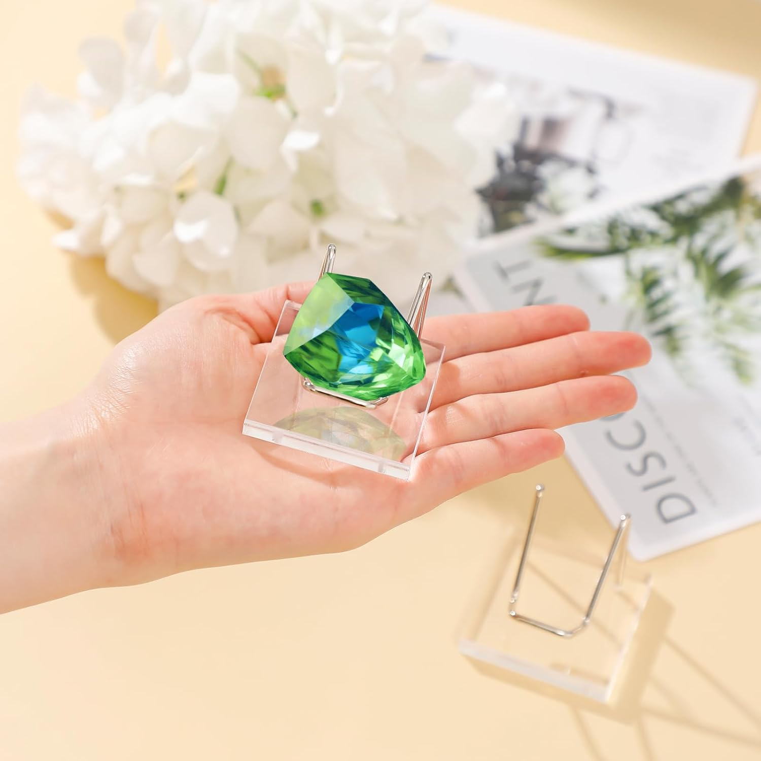 Wenqik 4 Pcs Crystal Display Stand Rock Display Holder with Acrylic Pedestal Base and Metal Arms for Decorative Picture Mineral Crystal Gemstone Collectibles(Silver,Small) image number 4