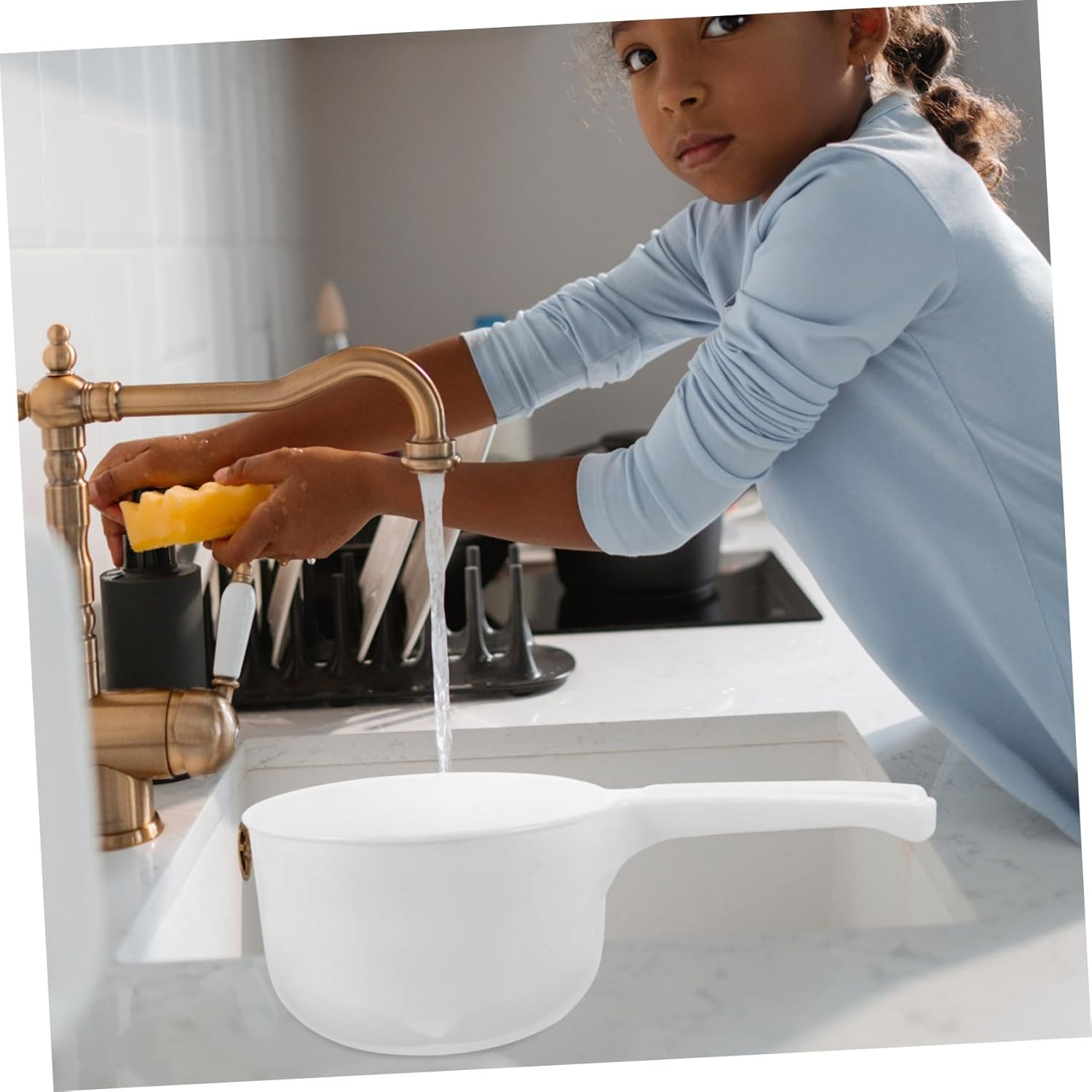 Mobestech Multi-Function Thickened Water Scoop Ladle 3Pcs Household Kitchen Bathing Water Dipper for Bathroom and Cooking Use image number 4