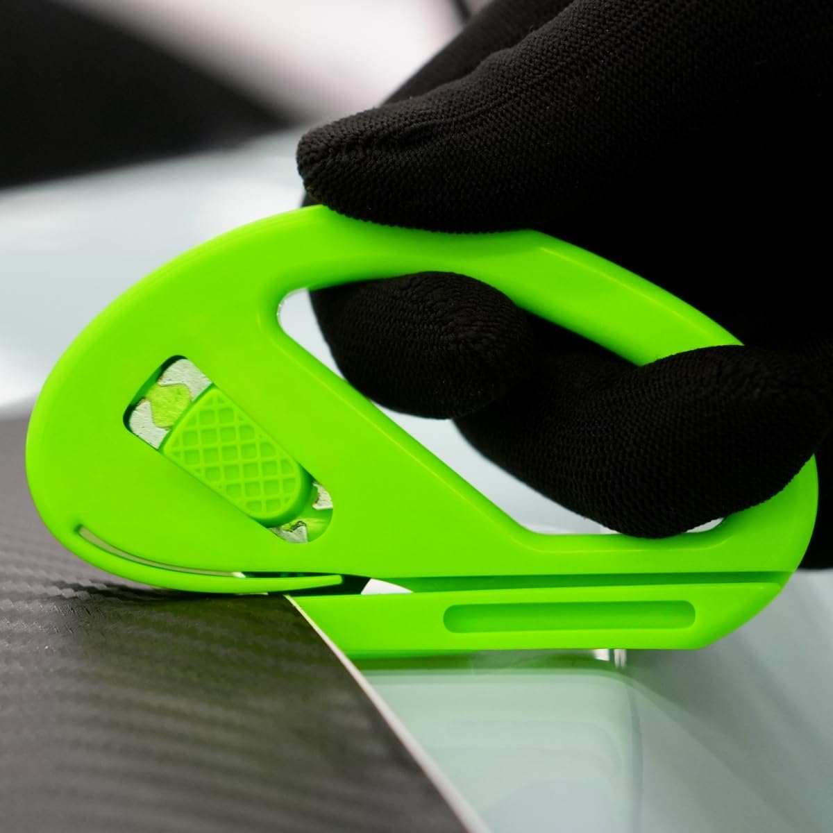 39PCS Vinyl Wrap Tool Kit, Felt Squeegee, Spray Bottle, Magnetic Holder, Safety Trimmer, Micro Detailing Tools, Scraper, Gloves, Auto Window Tint Film Installation Set (Black Green) - Pink Grey image number 3