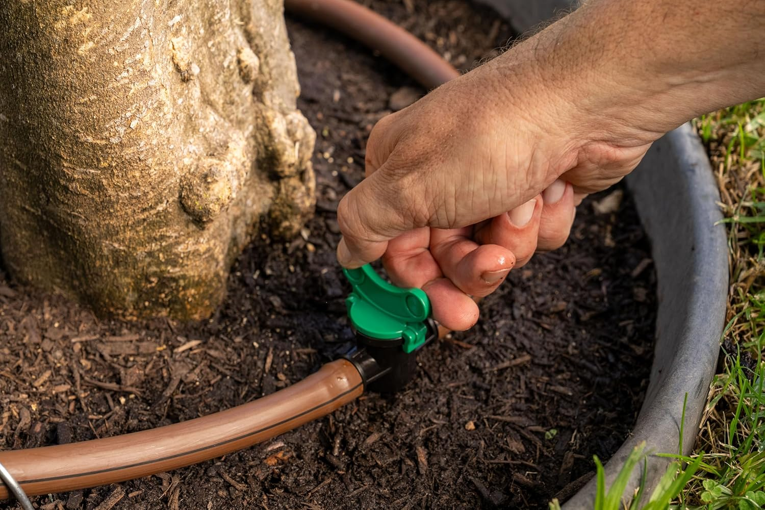 Rain Bird BVAL50-1S Drip Irrigation 1/2" Barbed Valve, Male X Male image number 4