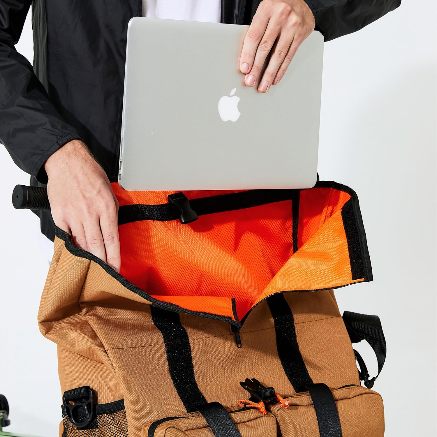 Vincita Large Black Minimal Brompton Bike Bag Accessory - with Laptop Compartment, Rain Cover, Shoulder Strap & Frame Mount image number 4