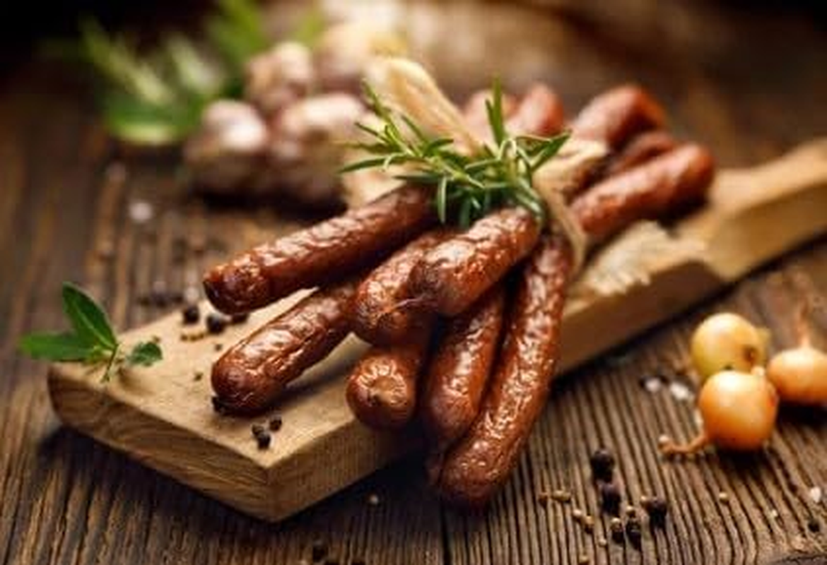 100 Pack 10Cm X 50Cm Vacuum Seal Bags for Salami, Cabanossi, Sausages, Black & White Puddings, Beer Sticks. Commercial Grade Food Bags. Honeycomb Embossed, BPA Free for Portion Control & Food Storage image number 3