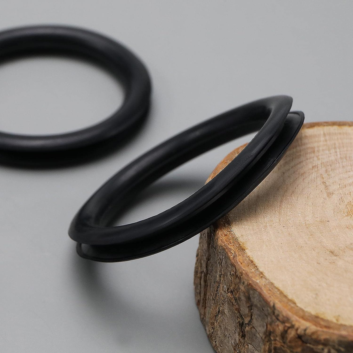 2Pcs Fuel Cap Seals Replacement 1K0201557A Compatible with VW Golf Polo Passat EOS Fuel Cap Tank Cover Gas Cap Replacement Seal image number 3