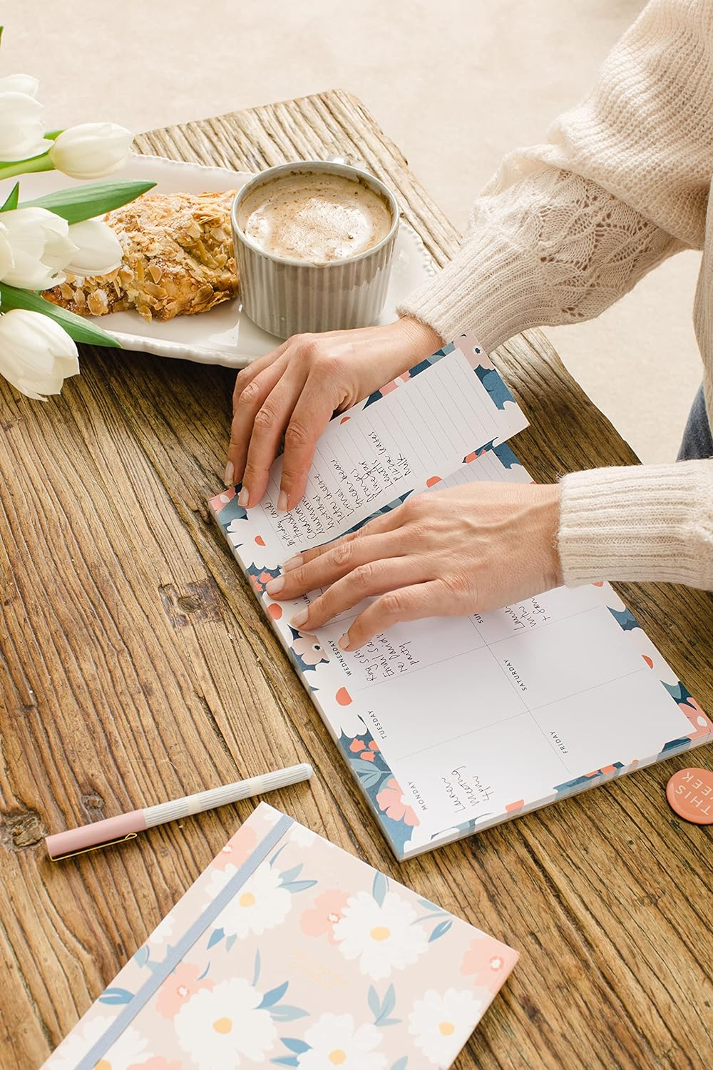 Busy B Weekly Planner Pad &ndash; Floral Design &ndash; Week-To-View Planner with 52 Tear-Off Sheets, Two Handy Magnets, Perforated Lists & Space for Notes - Perfect for Staying on Track of Plans & Reminders image number 2