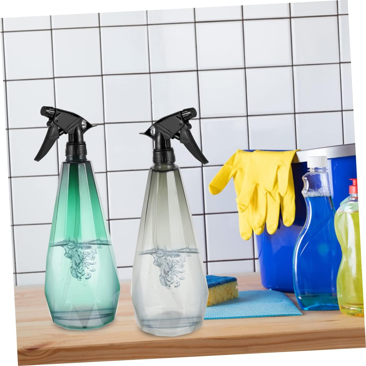 Yardenfun 4Pcs 1L Gardening Spray Bottles Multipurpose Refillable Water Sprayer for Plants Hair Salon Cleaning with Diamond Pattern in Starry Gray and Bamboo Green for Home and Garden Use image number 2