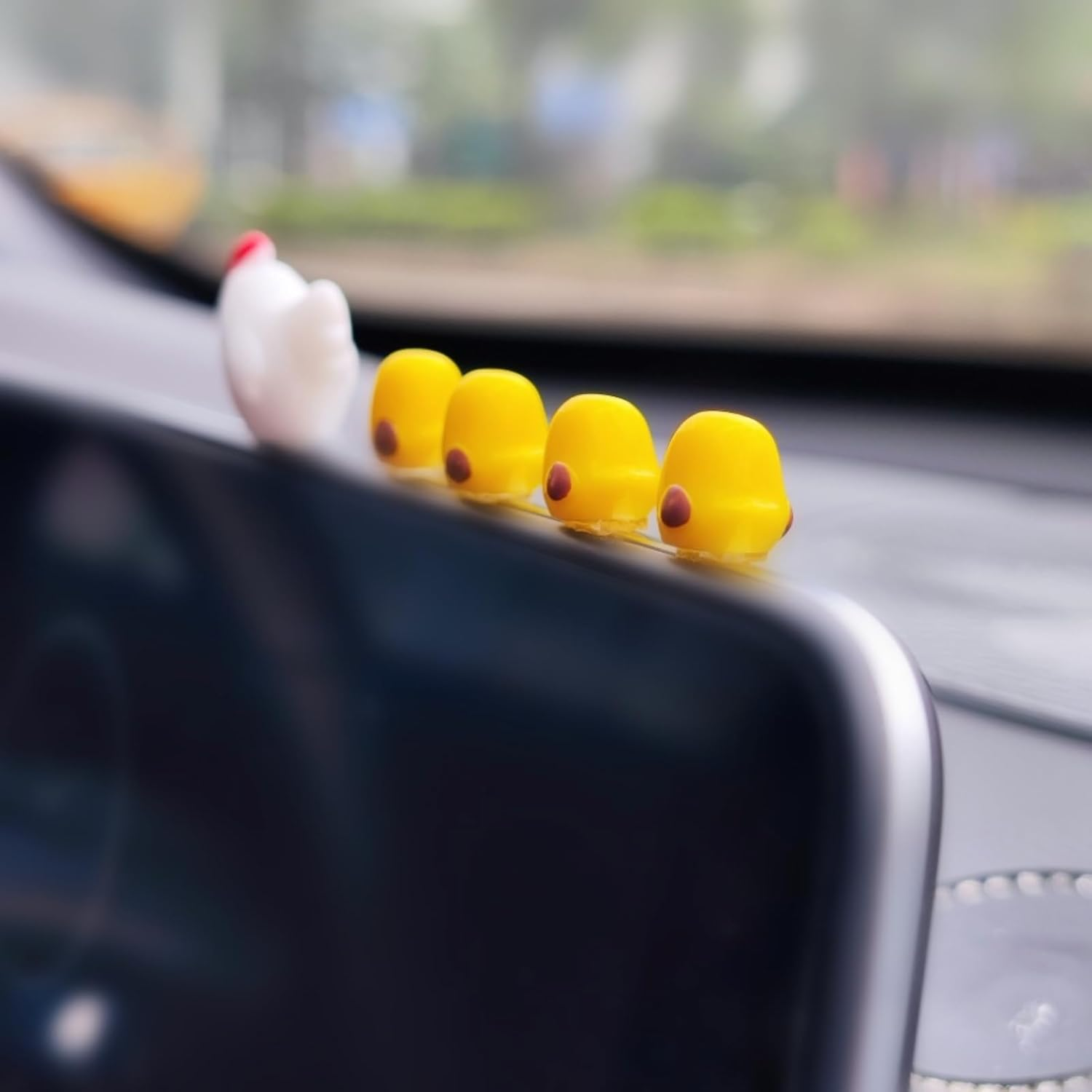 Cute Mini Chickens Car Dashboard Accessories Fun Chicks Car Rearview Mirror Decor Car Mirror Interior Ornaments, Fairy Garden Landscape Decor Home Decor Car Gifts image number 3