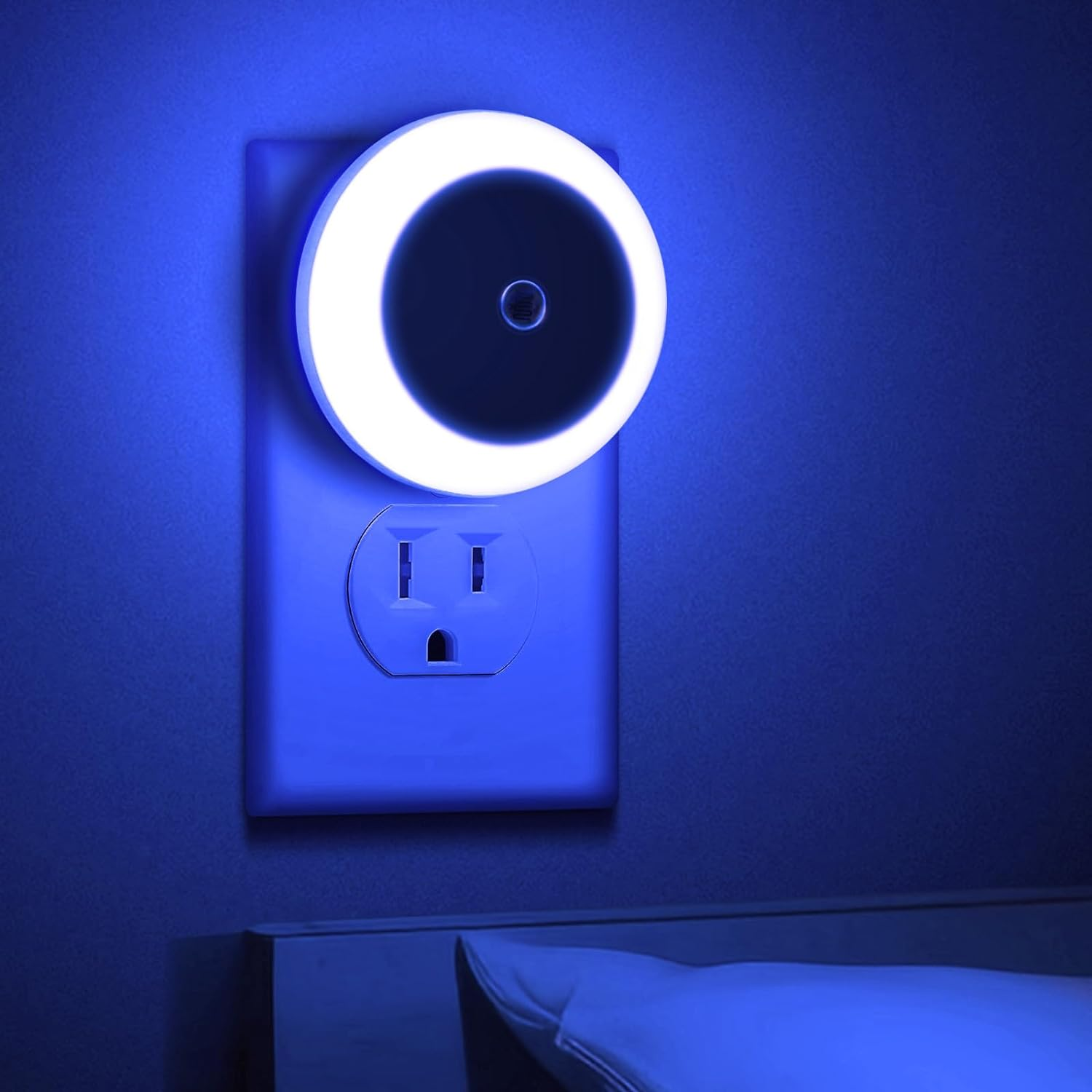 VIPMOON 4Pack Plug in Night Light, Auto Dusk to Dawn Sensor, Indoor Kid Baby Night Light Sensor, Auto LED Night Lights for Bedroom, Bathroom, Wall, Stairs, Cabinet, Hallway. AU Plug Blue