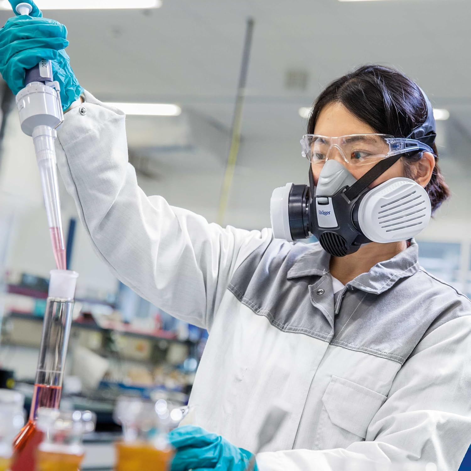 Dr&auml;ger X-Plore 3300 Chemical Half Mask Respirator Set with 2X ABEK1 Hg P3 RD Filters for Chemical Work, Toxic Gas & Organic Vapours image number 6