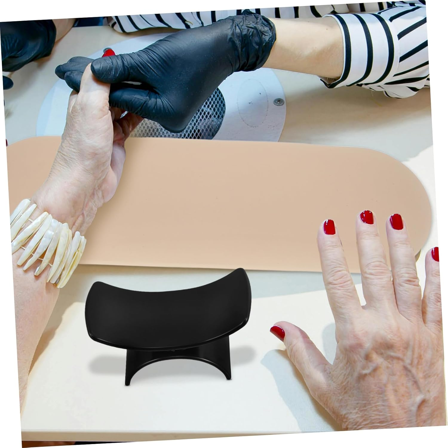 Generic 2Pcs Nail Art Hand Rest Cushion Portable U Shaped Armrest for Manicure Comfortable Lightweight Design for Nail Technicians Easy to Clean and Maintain for Sanitary Use image number 2