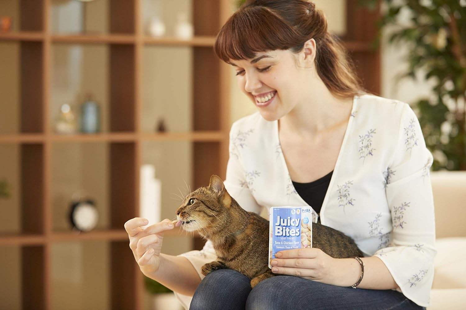 INABA Juicy Bites Shrimp and Seafood Mix Flavor, 33.9 Grams (USA704A) image number 1