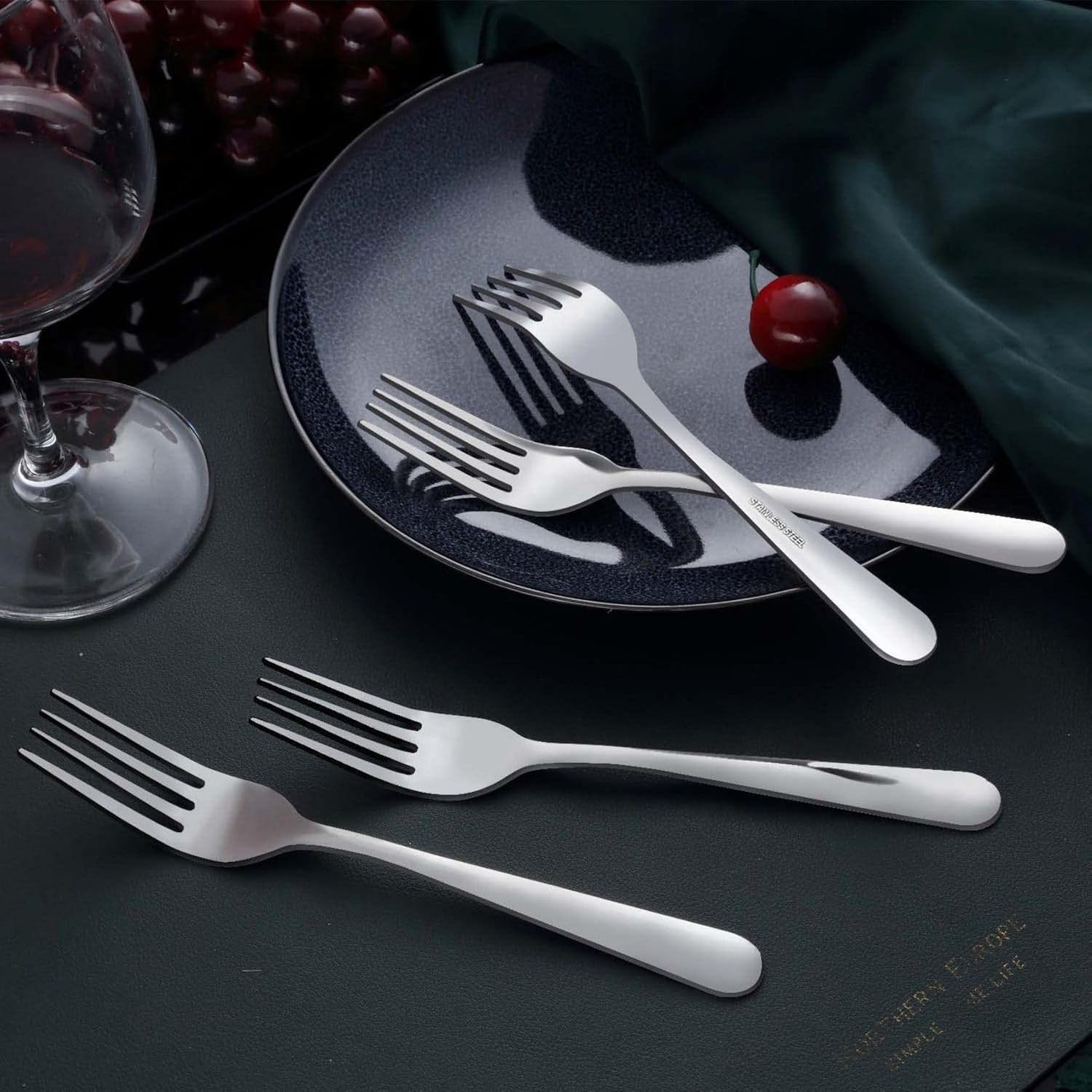 24 Pieces Dinner Forks Set (7.1 Inch), Unokit Silver Stainless Steel Dinner Forks Set of 24, Forks Silverware, Flatware Forks for Home, Kitchen or Restaurant - Mirror Polished, Dishwasher Safe image number 3