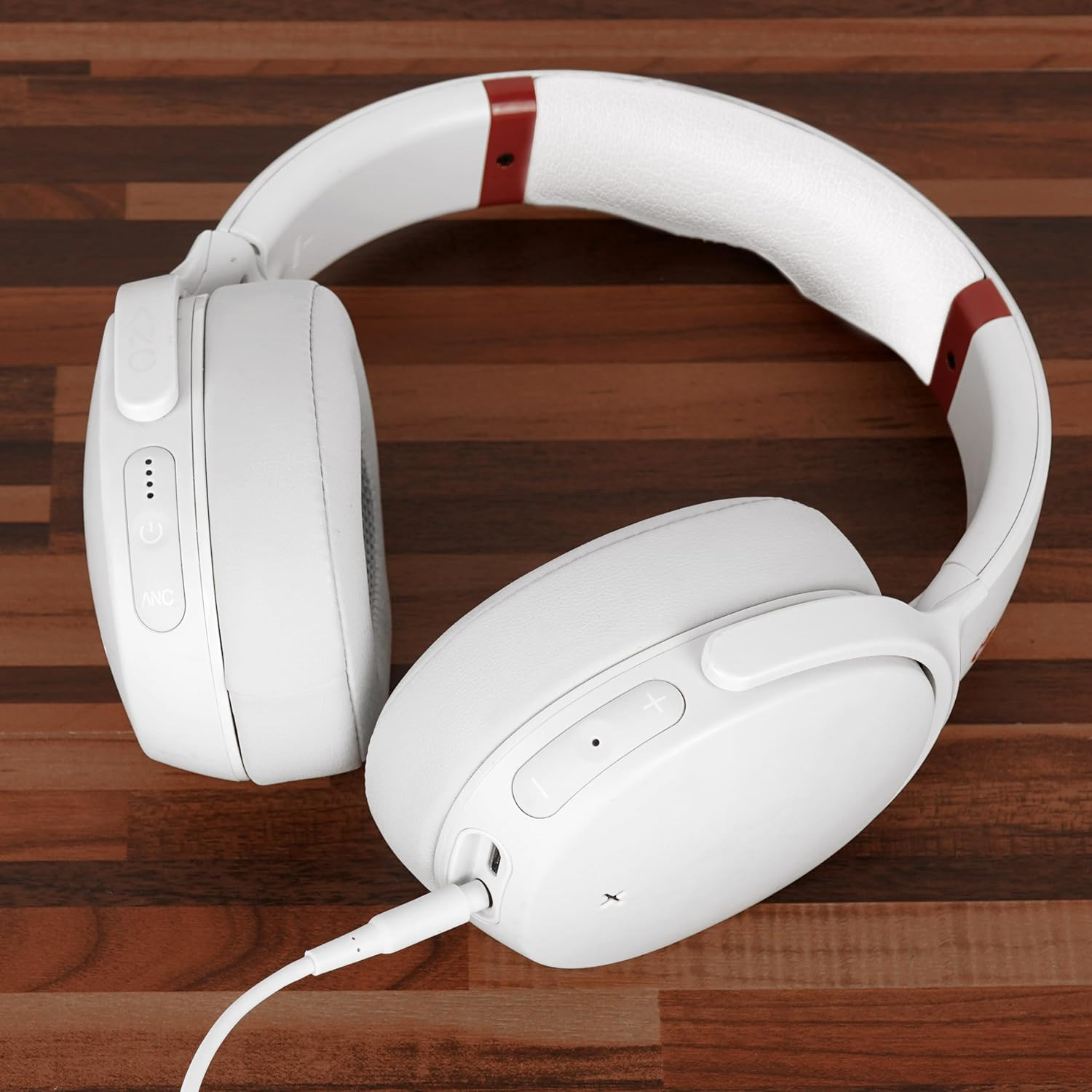 Geekria Audio Cable with Mic Compatible with Skullcandy Hesh Evo/3, Crusher Evo Headphones Cable, 3.5Mm to 3.5Mm Replacement Stereo Cord with Inline Microphone and Volume Control (4 Ft/1.2M) image number 4