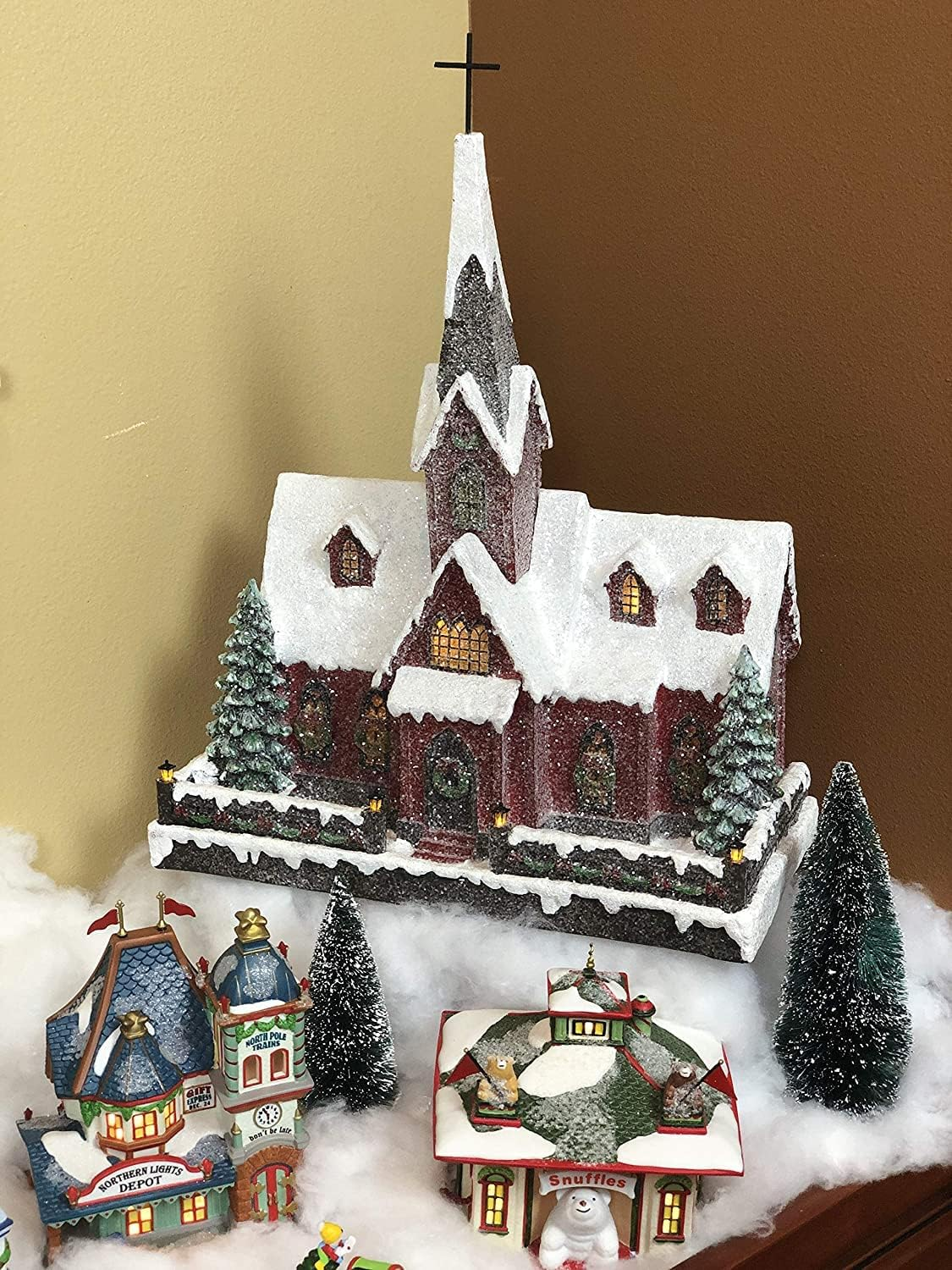 Christmas Fake Snow Decor - Cotton like Fluffy Indoor Snow - Artificial Snow for Mantle Village or Nativity Set, Flame Resistant Blankets for Christmas Decoration (30 OZ) image number 3