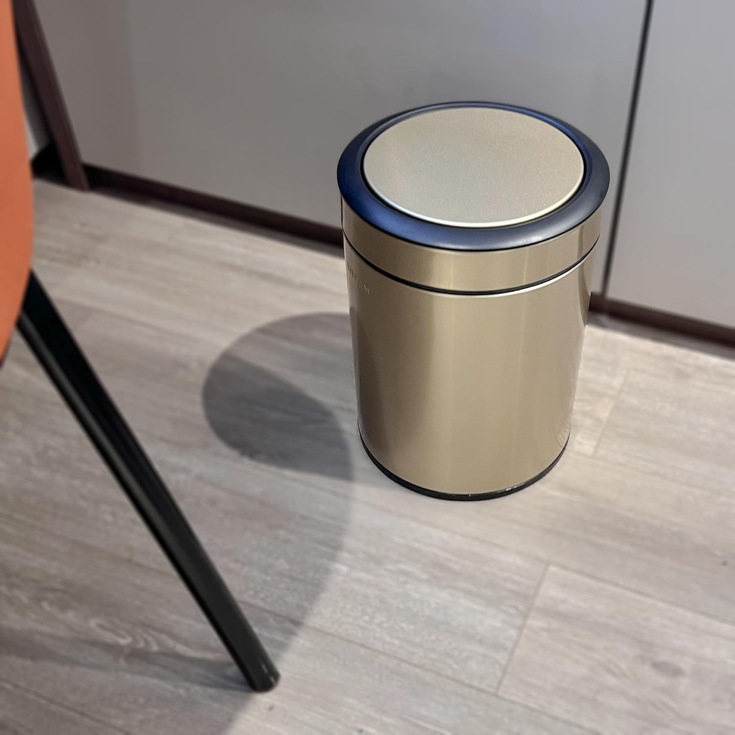 Kingsuns Luxury Hotel Dustbin with Lid Stainless Steel 8 Liter Small Trash Can Cylindrical Golden Color Fashion for Office, Living Room, Bedroom, Restroom, Beauty Salon, DB736B image number 5