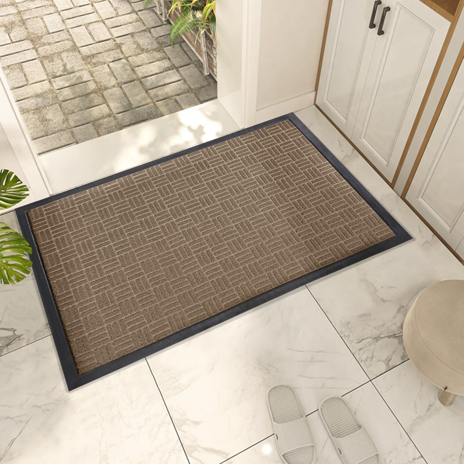 Door Mats Outdoor Indoor, Heavy Duty Non Slip Welcome Mats for Front Door, Easy Clean outside Doormats for Outdoor Entrance Home Entry Mat, Patio Waterpoor Rubber Door Mat, 45X70CM Brown