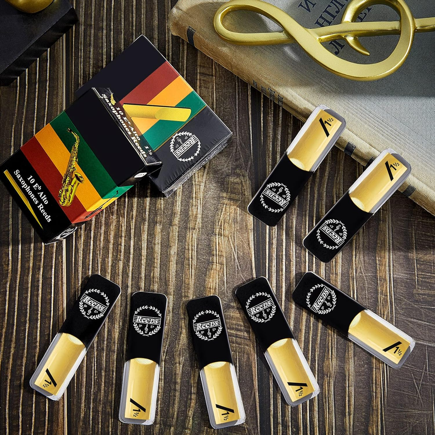 Yeshone 20 Pieces Alto Saxophone Sax Reeds Bamboo Saxophone Reeds with Individual Case for Clarinet Soprano or Alto Sax,1.5 in Strength