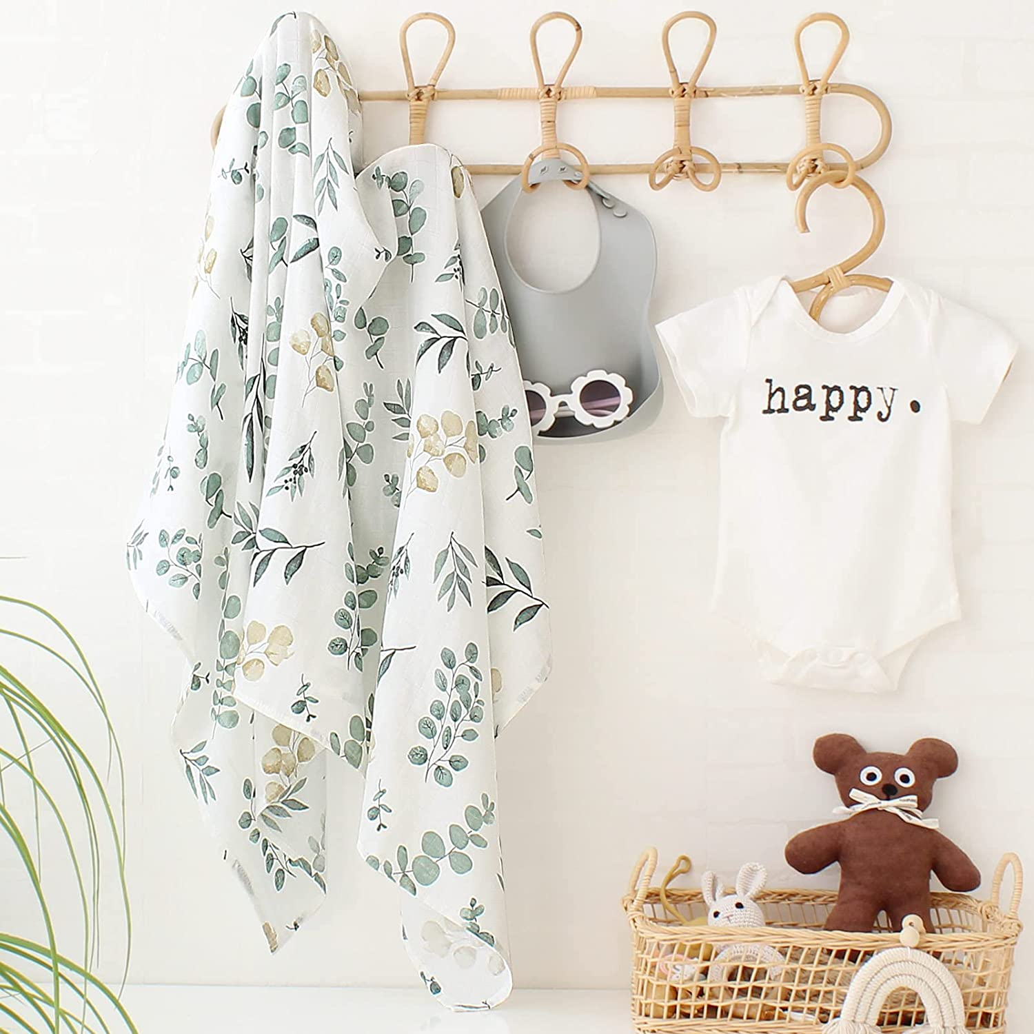 Lifetree Baby Swaddle Blankets, Muslin Wraps Unisex Newborn Receiving Blanket for Boys & Girls, 70% Viscose from Bamboo and 30% Cotton, Soft, Breathable, Large 120 X 120Cm Eucalyptus Pattern - Bearhead image number 2