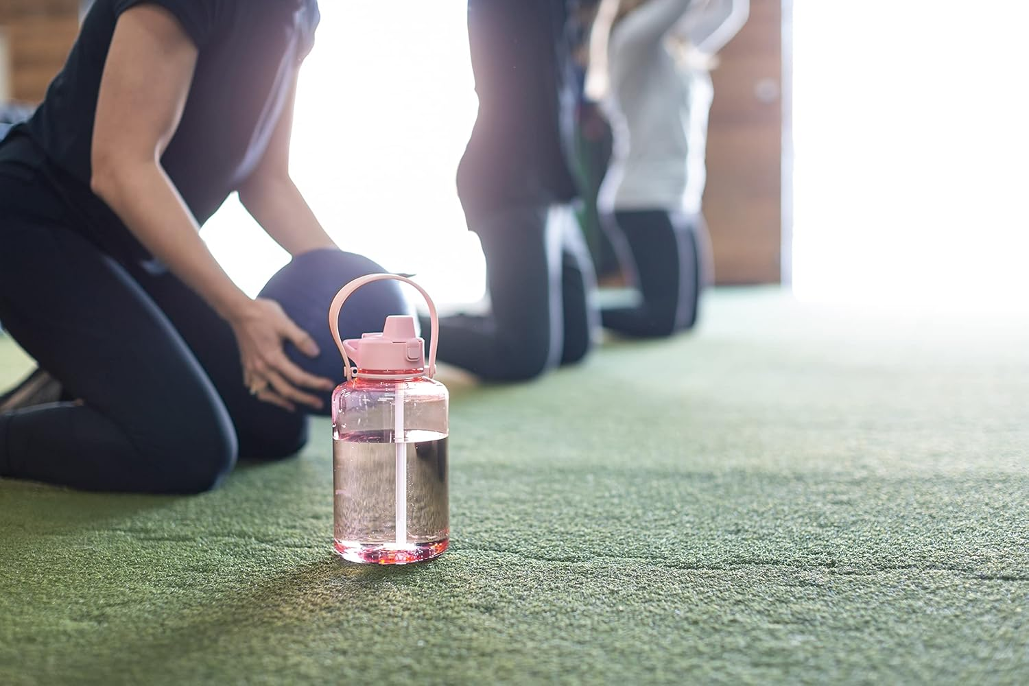Simple Modern Half Gallon 64 Oz Water Bottle with Push Button Silicone Straw Lid & Motivational Measurement Marker | Large Reusable Tritan Plastic Water Jug | Summit Collection | Sweet Taffy image number 4