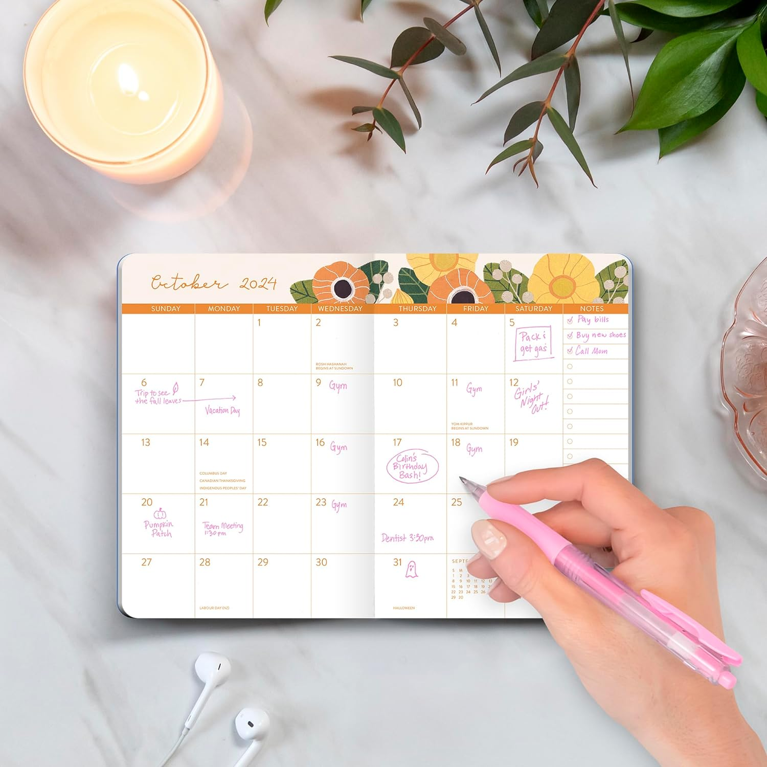 Orange Circle 2024 Bella Flora Monthly Pocket Planner image number 4