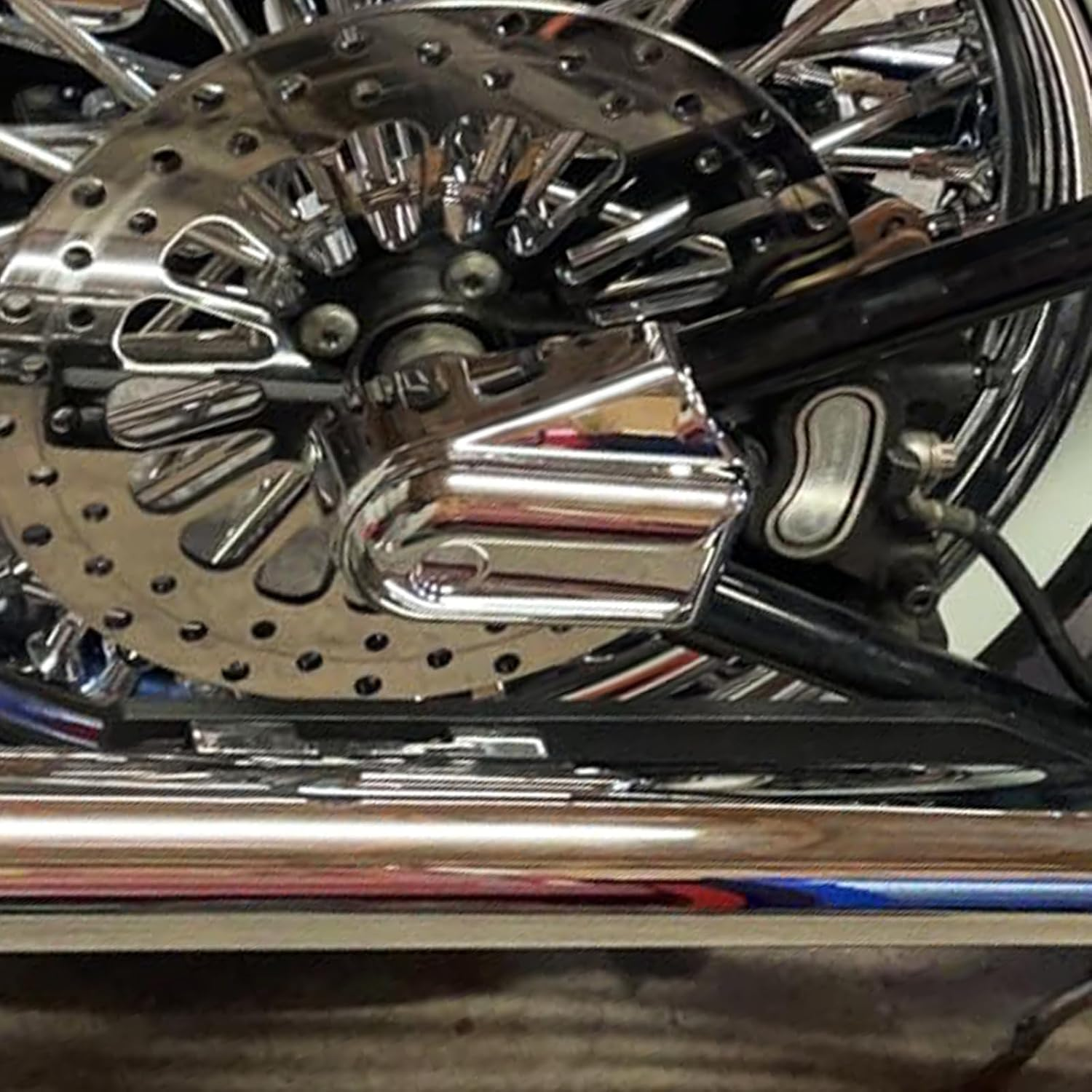 Motorcycle Rear Axle Nut Covers Cap Fit for Harley Softail Slim FLS Deluxe FLSTN FXSTB 2008-2017 Chrome