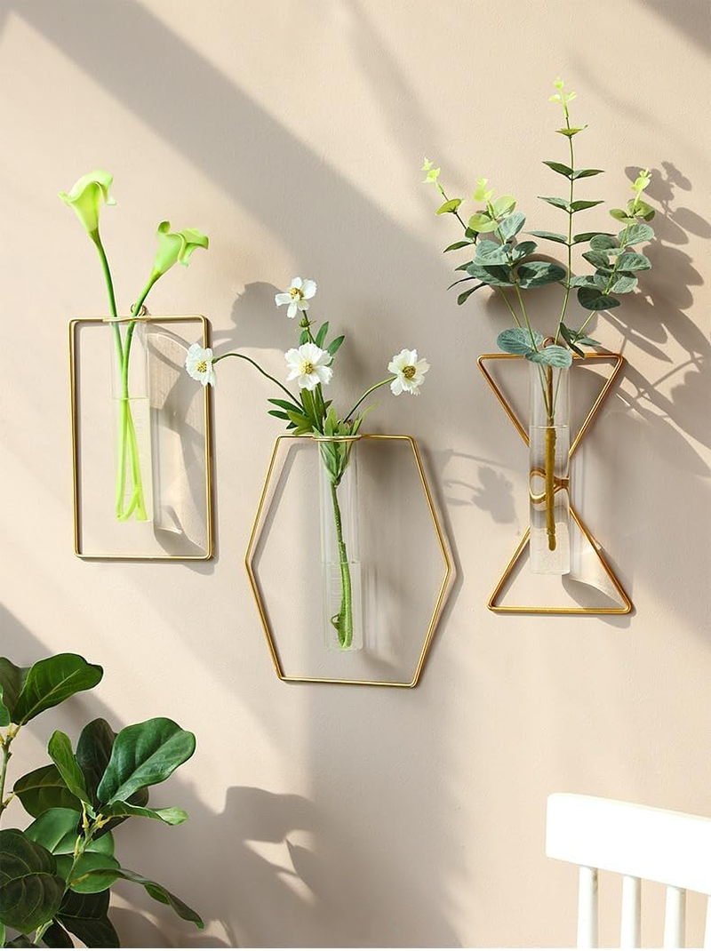 2 Pack Nordic Wall Vase Hanging Geometric Gold Flower Vase Wall Mount Metal Frame Vases Hydroponic Glass Bud Vase Decor for Home Wedding Farmhouse