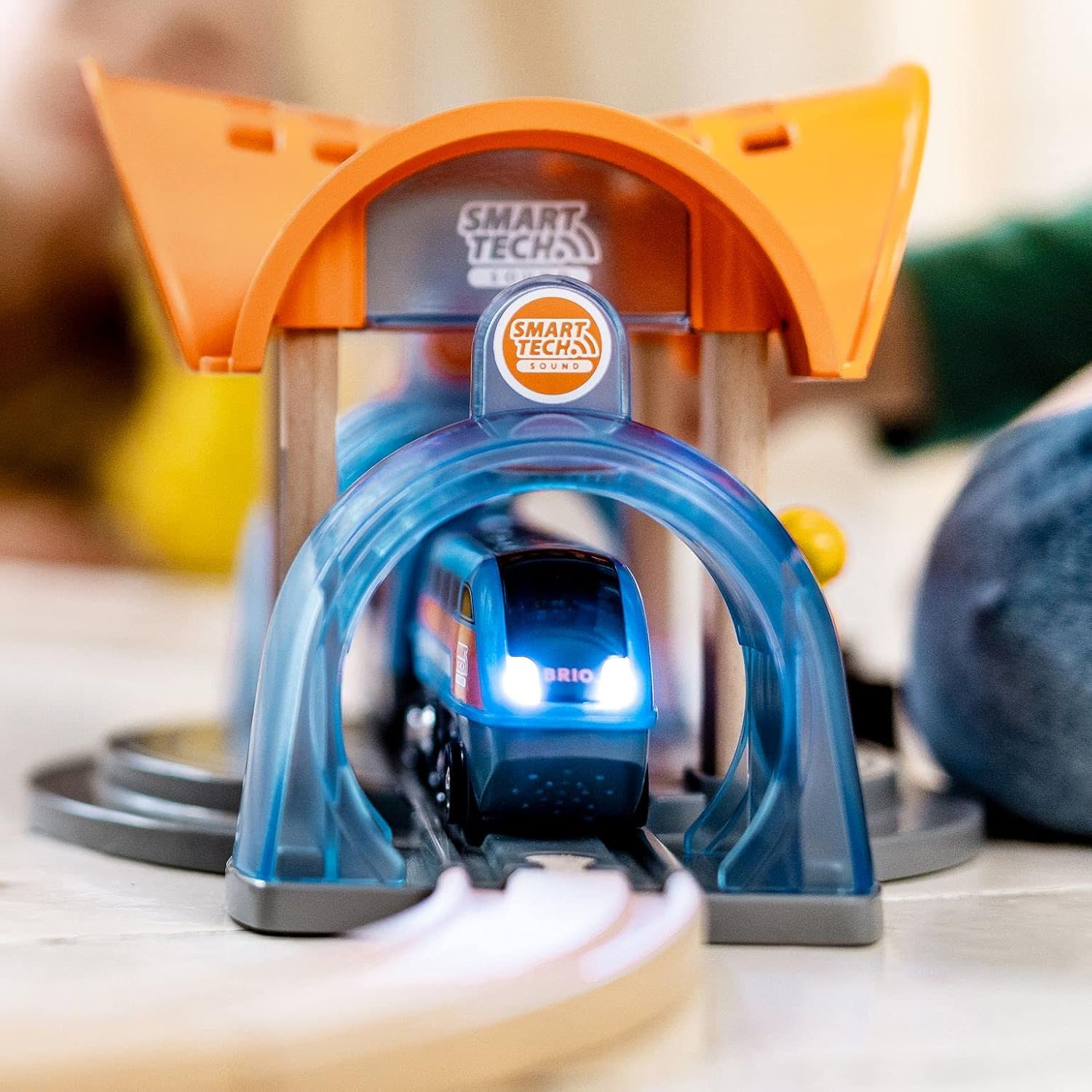 BRIO 33973 Smart Tech Action Tunnel Station for Kids Age 3+ &ndash; Interactive Train Playset with Lights & Sounds image number 4