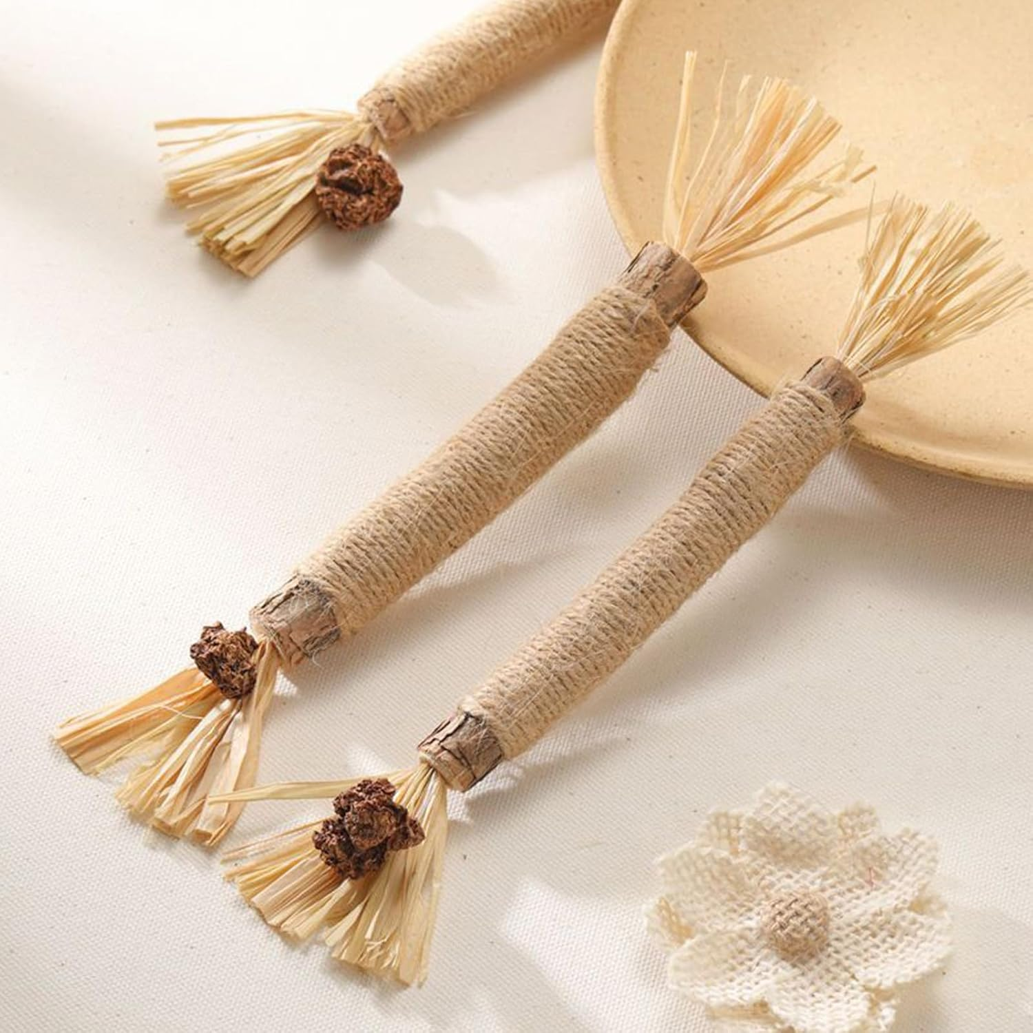 Silvervine Sticks Cat Toys, 6-Piece Set of Natural Cat Chew Stick, Suitable for Cat Dental Care, Tooth Cleaning, Cat Nip Treatment Toys, Indoor Cats, Suitable for All Cats image number 2