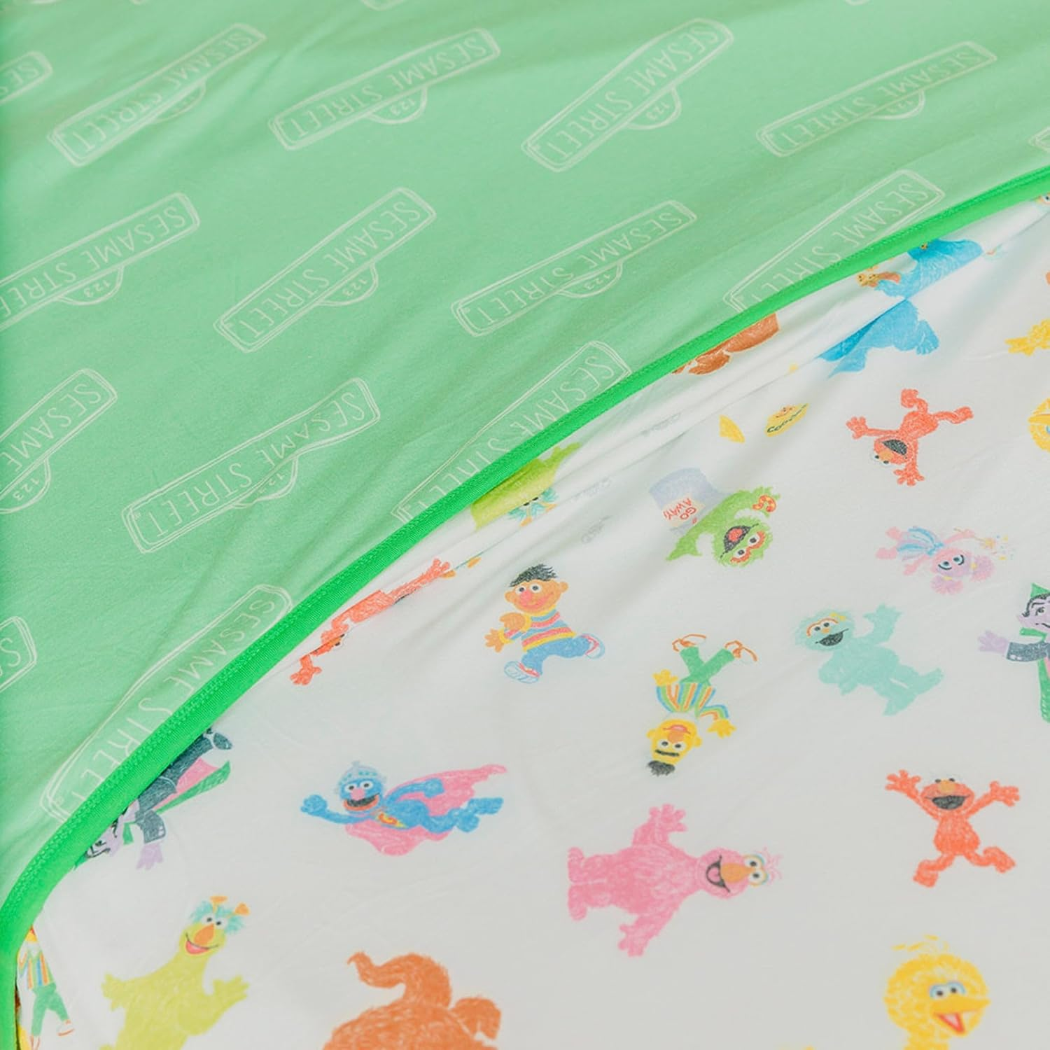 Copper Pearl Twin Cloud Comforter Sesame Friends image number 2