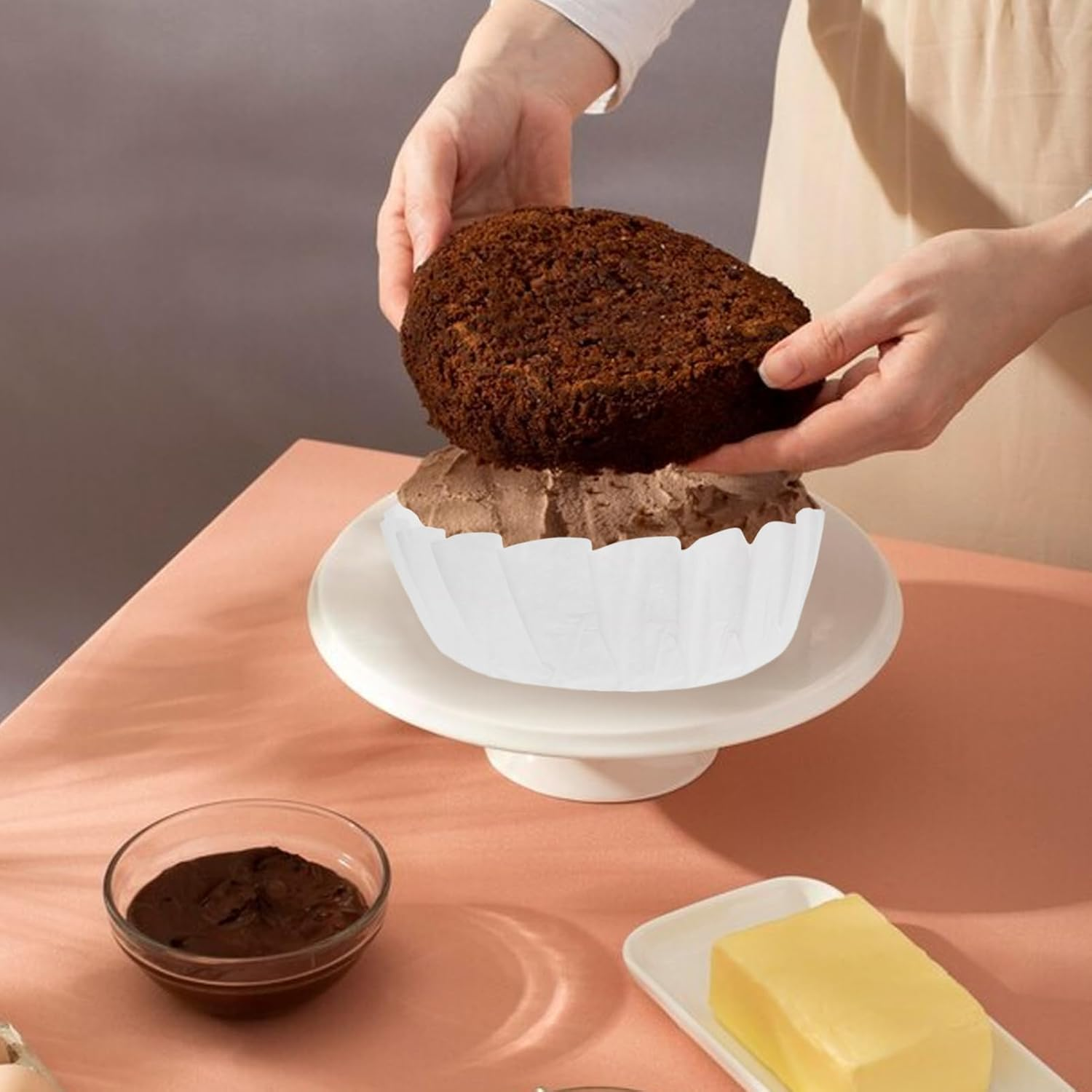 Amosfun 50Pcs Basque Oil Paper Non-Stick Baking Paper Liners for Oven Cupcake Wrappers Greaseproof Cupcake Liners image number 6