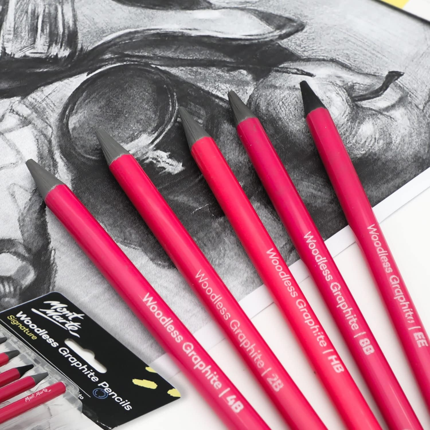 Mont Marte Woodless Graphite Pencils 6 Piece (HB, 2B, 4B, 6B, 8B and EE), Suitable for Sketching, Drawing and Shading image number 5