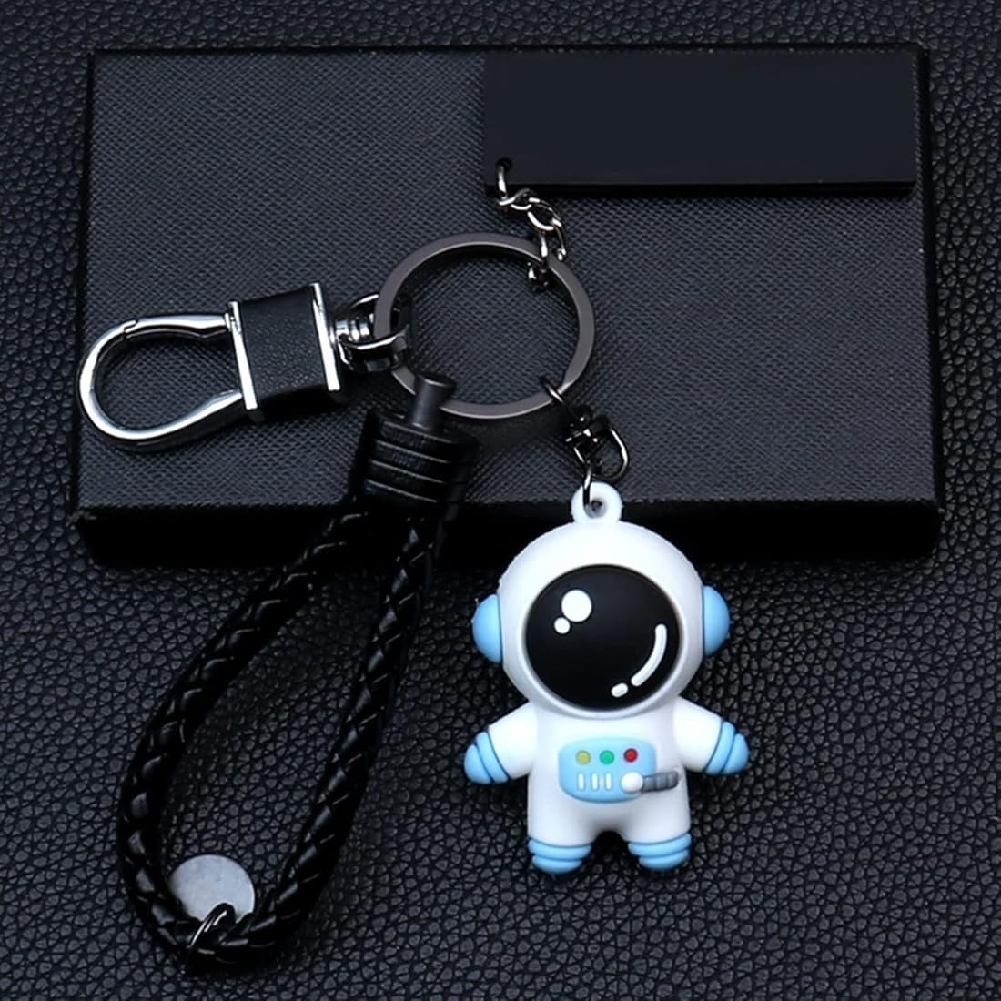 24 Sets Astronaut Party Favours, Astronaut Space Keychains with Organza Bags Thank You Kraft Tags Bulk Return Gifts for School Reward Birthday Baby Shower Favours Astronomy Party Supplies image number 1