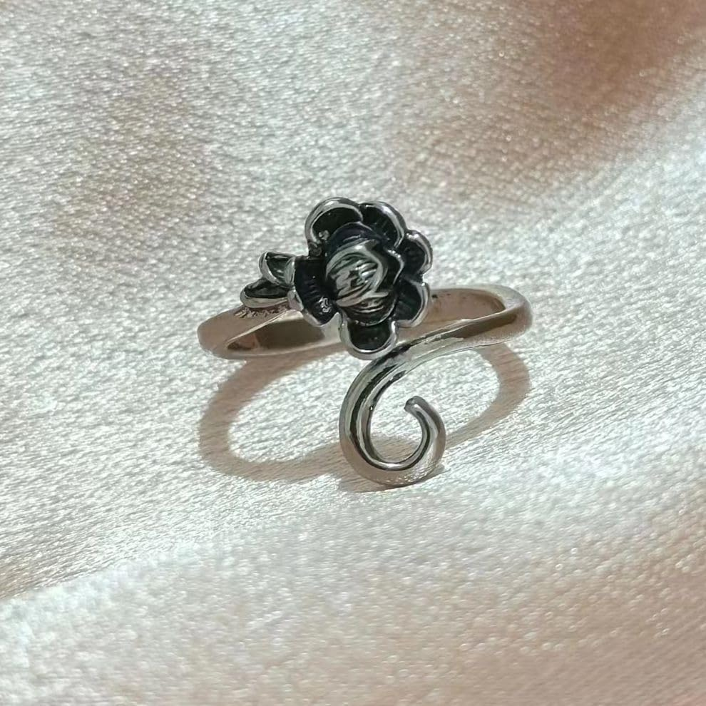 Namifin 4 Pieces Crochet Tension Ring Animals Plants Crochet Ring for Finger Adjastable Knitting Ring for Crocheting - Lovely Plants Crochet Ring Set image number 3