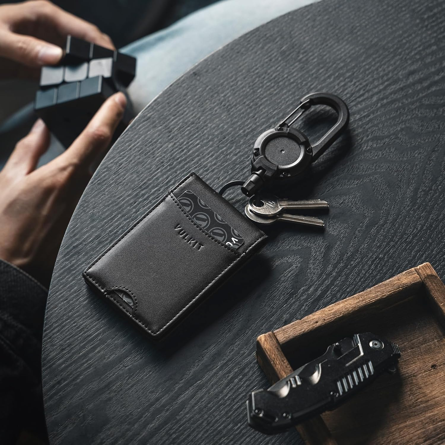 VULKIT Badge Holder Retractable Clip, Leather Bifold Double ID Card Holder, Retractable Keychain Carabiner, Holds 5 Cards, Keys Black image number 3