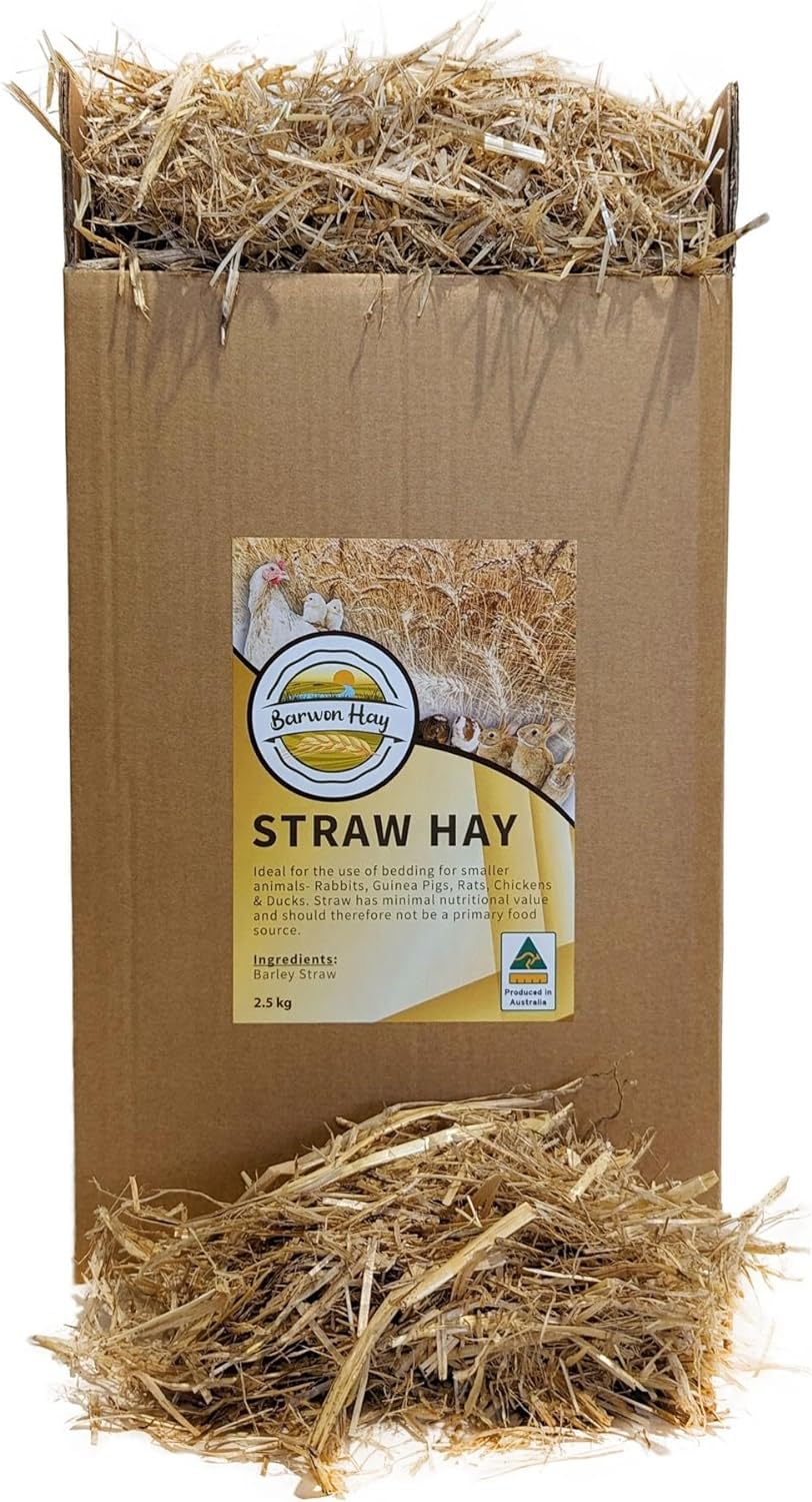 Straw Hay 2.5Kg - Animal Bedding for Chickens, Guinea Pigs, Rabbits, Rats, Mice image number 1