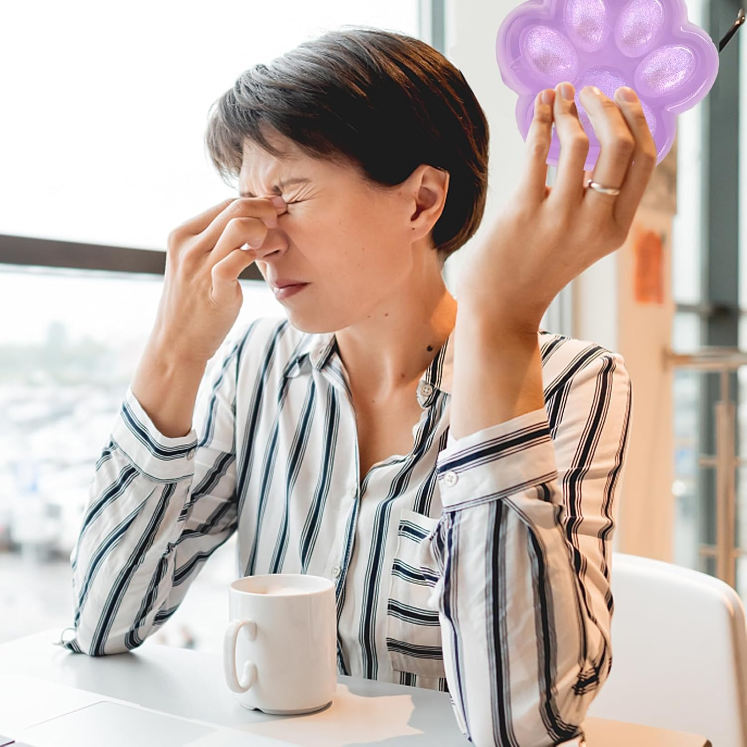 Pack of 2 Cat Paw Squishy, Cat Paws Squishy, Fufu Squishy, Taba Squishy Paw, Squishy Cat, Cute Soft Cat Paw Squeeze Toys, Suitable for Children and Adults to Relax (Pink, Purple)