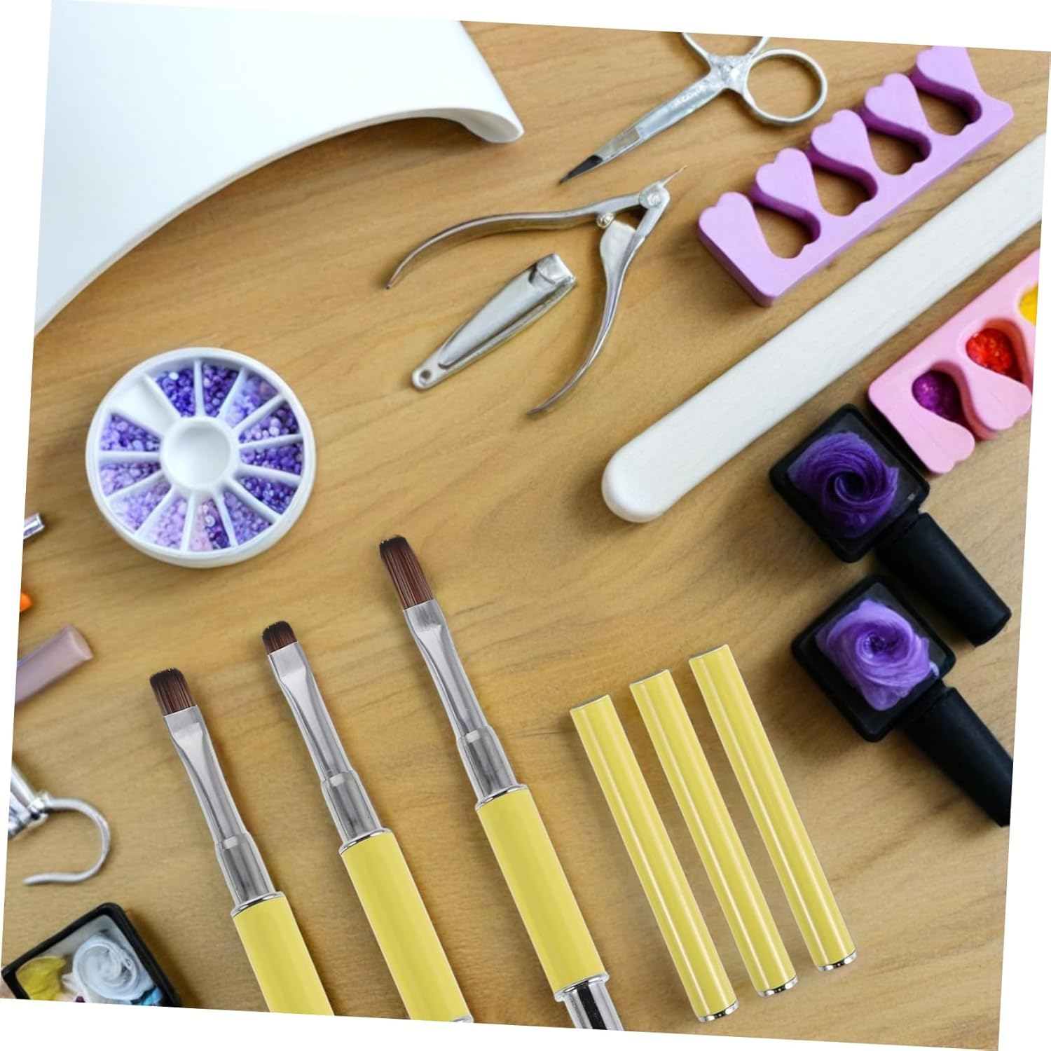 Gatuida 3Pcs Dual Ended Nail Art Brush for Salon and Personal Use and Sculpting Pens for Precise Drawing and Nail Design for Smooth Application and Easy Cleaning image number 2