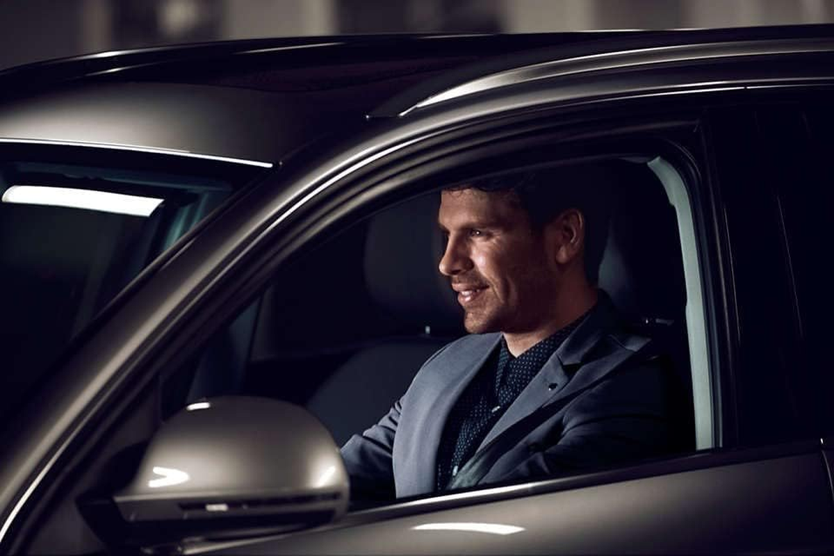 Philips D2S 85122 WHV2 85V 35W P32D-2 Xenon HID Light Bulb image number 3