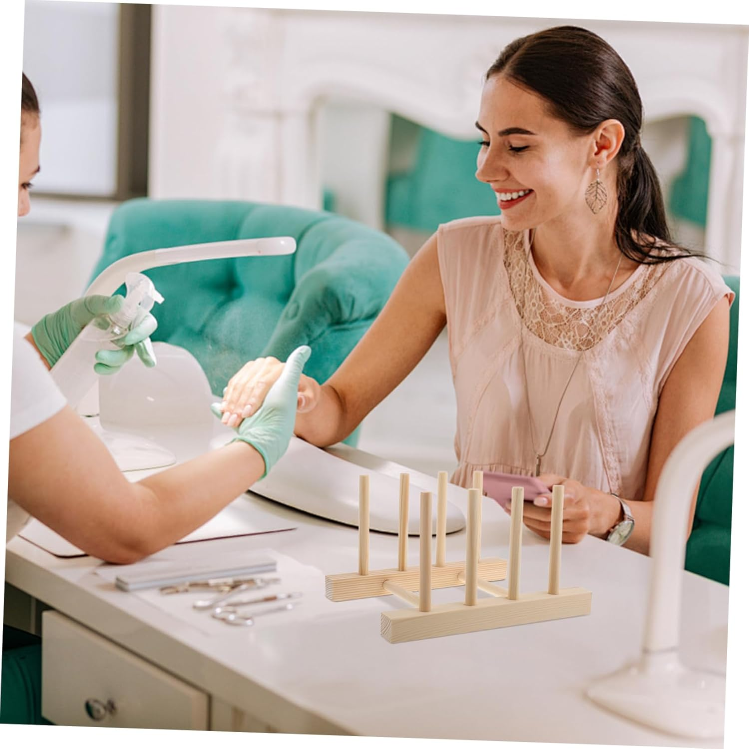 Nail Display Board Holder with Slots Sturdy False Nail Sample Rack and Exhibitions for Tips and Designs image number 2