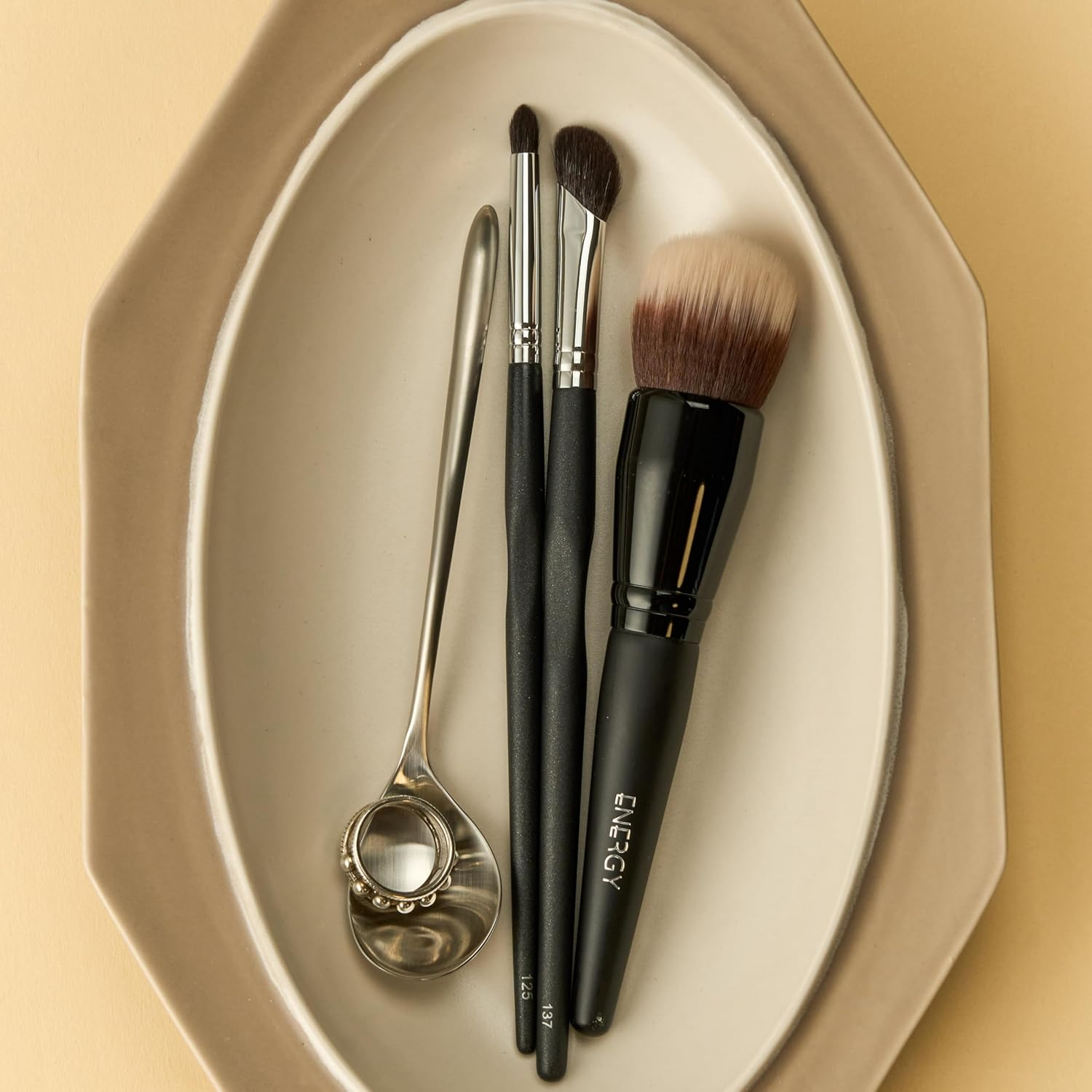 ENERGY Smoothing Face Makeup Foundation&Blush Brush for Liquid Cream&Powder image number 5